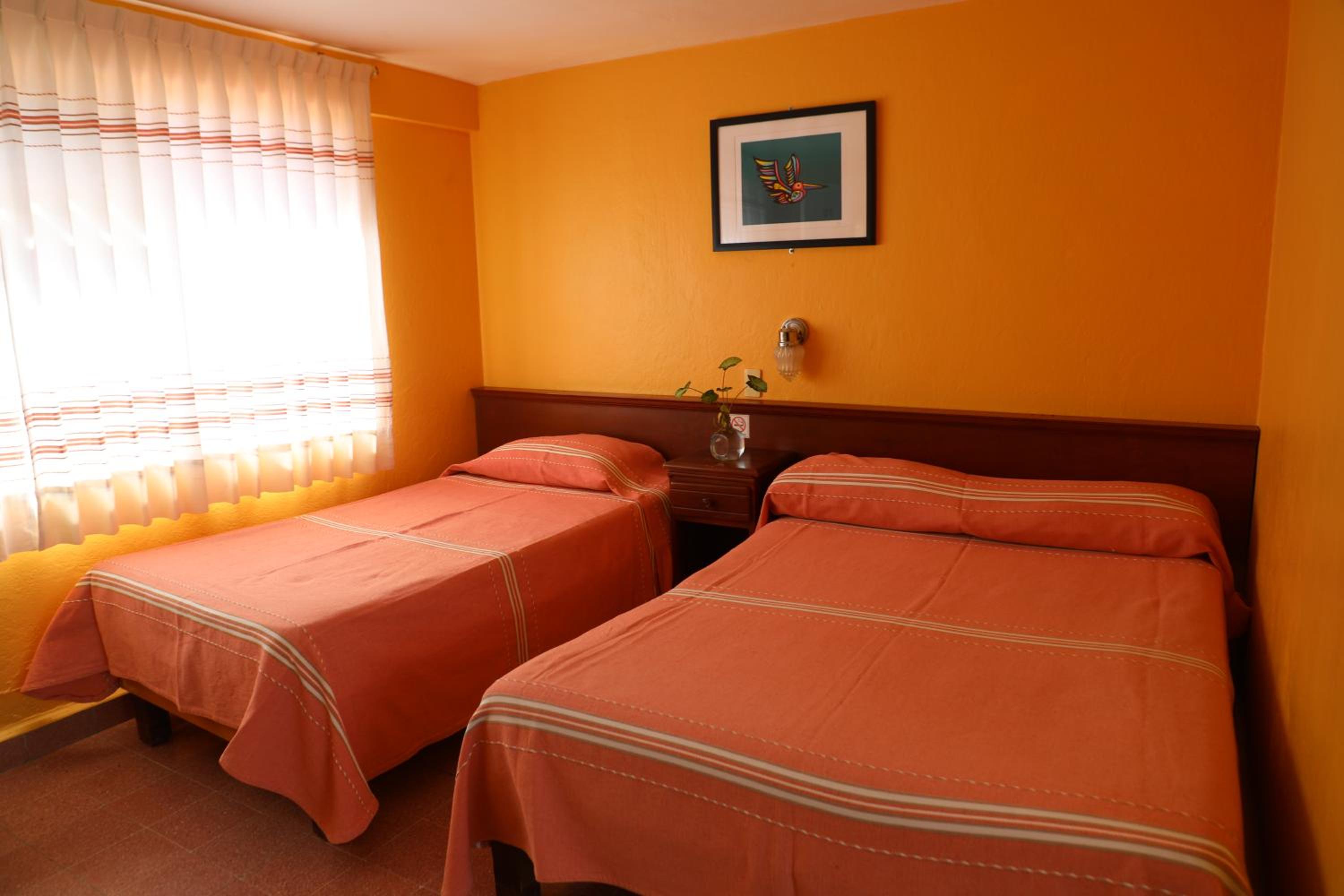 Small Double or Twin Room photo 2