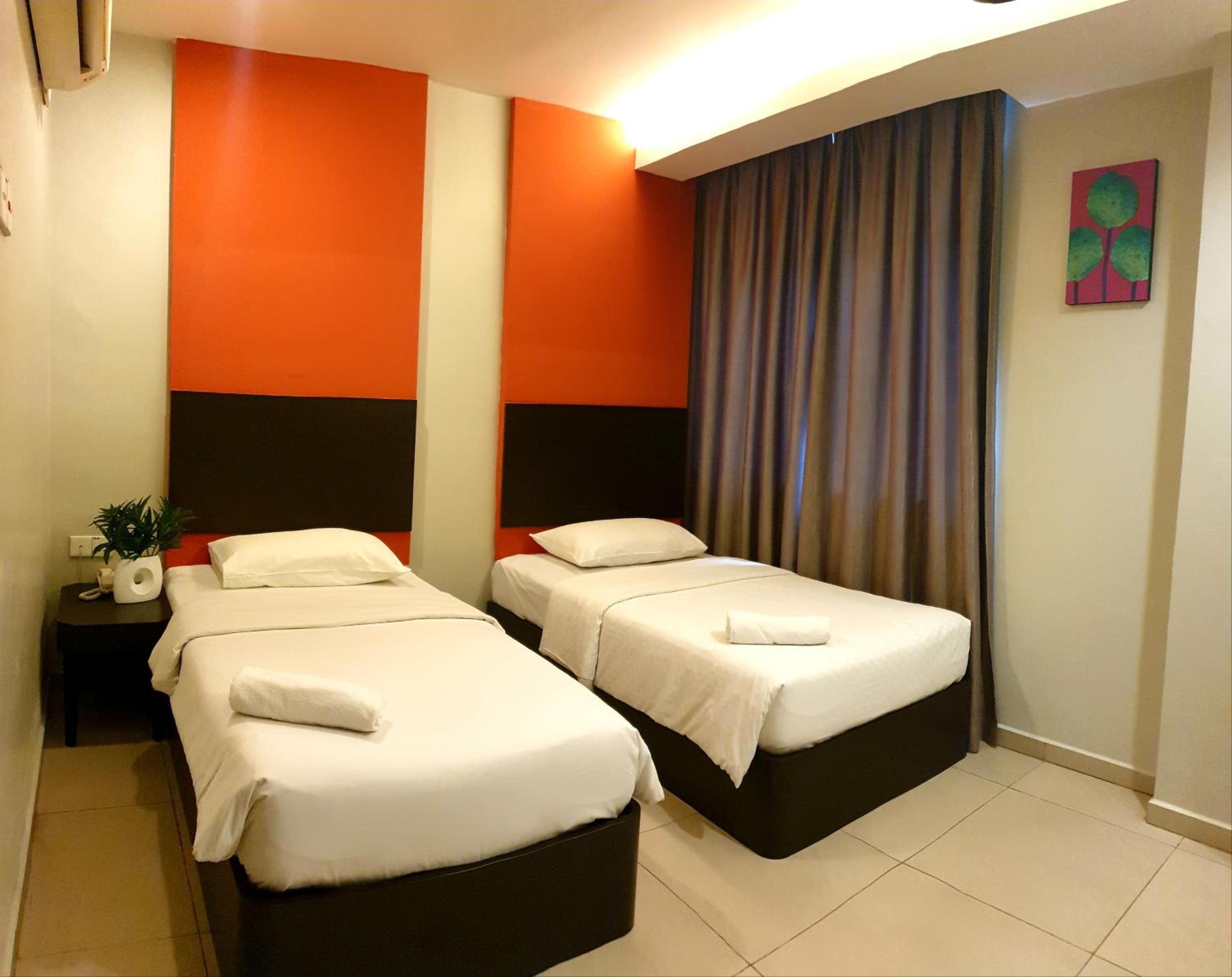 Standard Twin Room