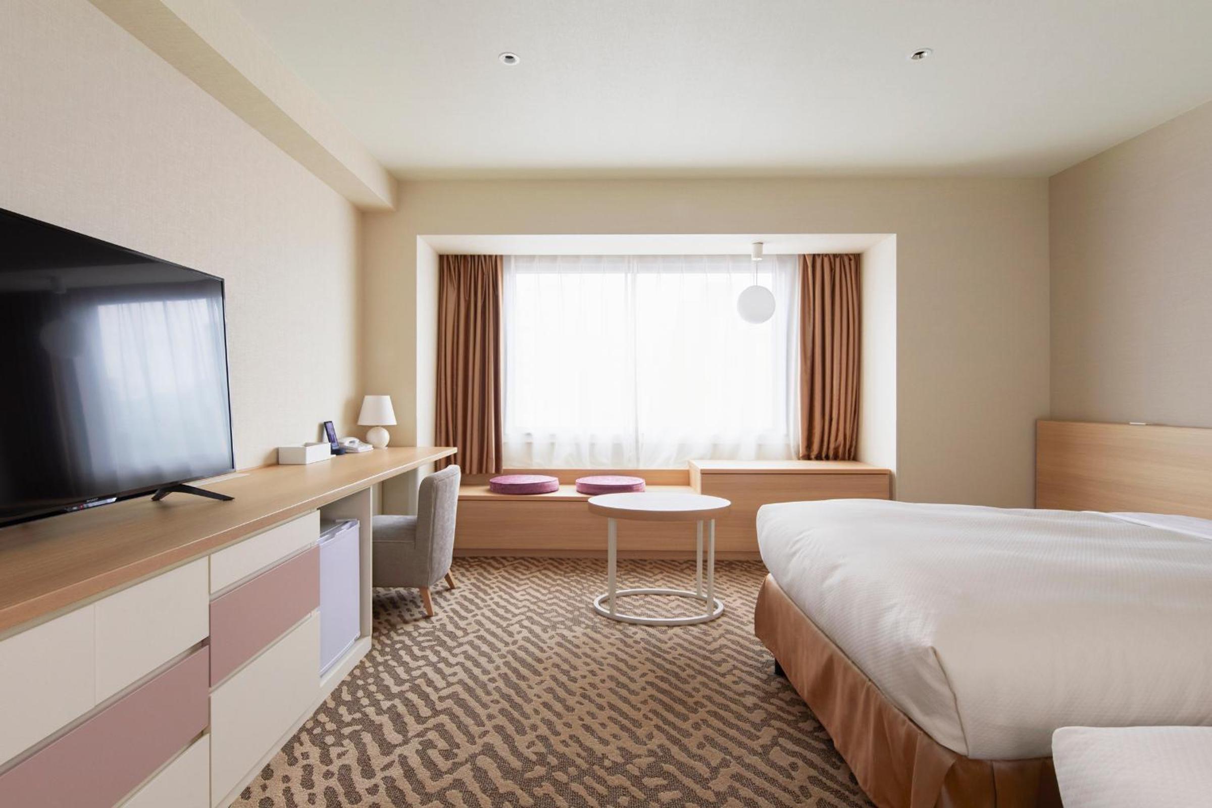 Standard Large Twin Room - Non-Smoking - Photo 2