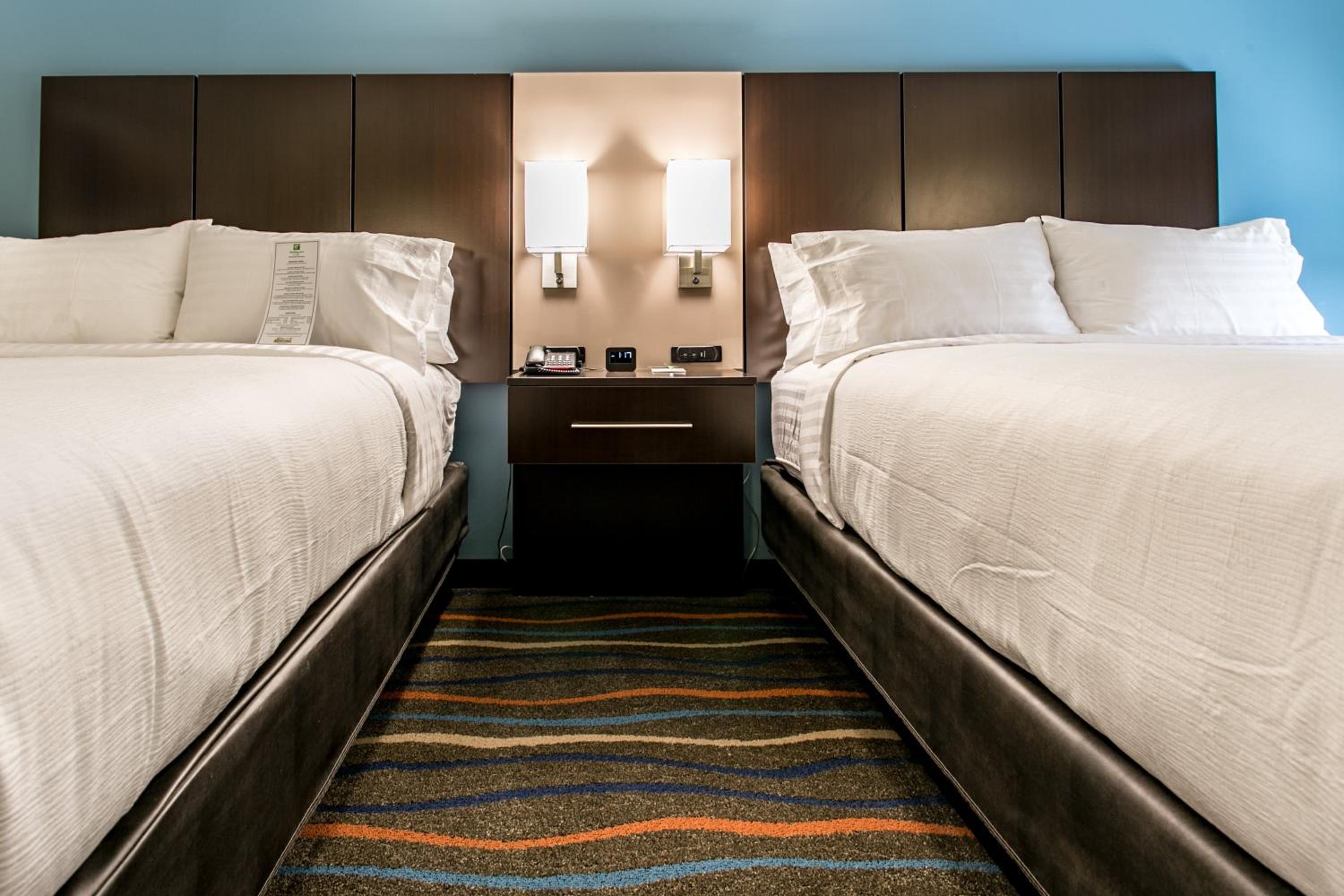 Standard Room with Two Queen Beds