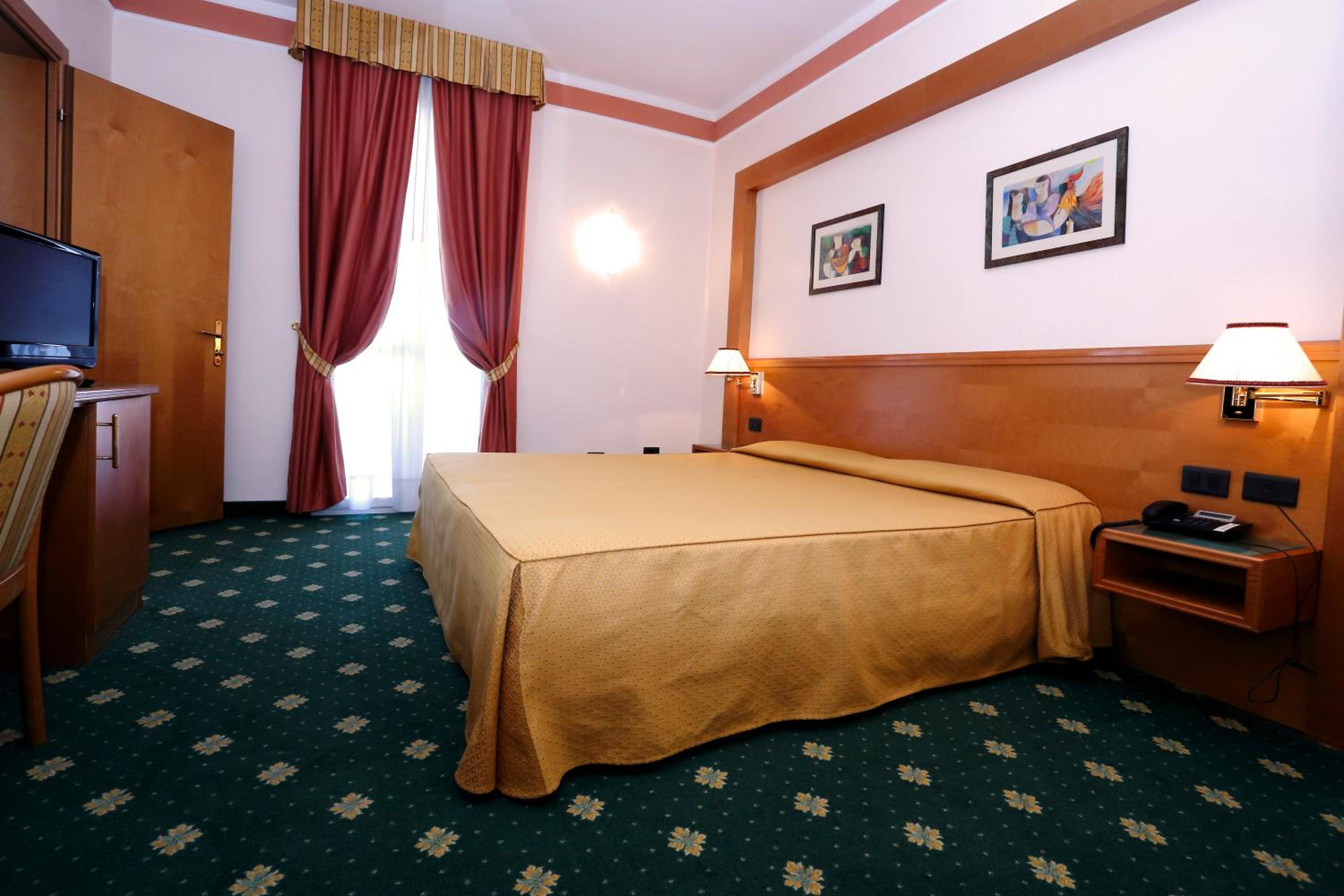 Double Room photo 3