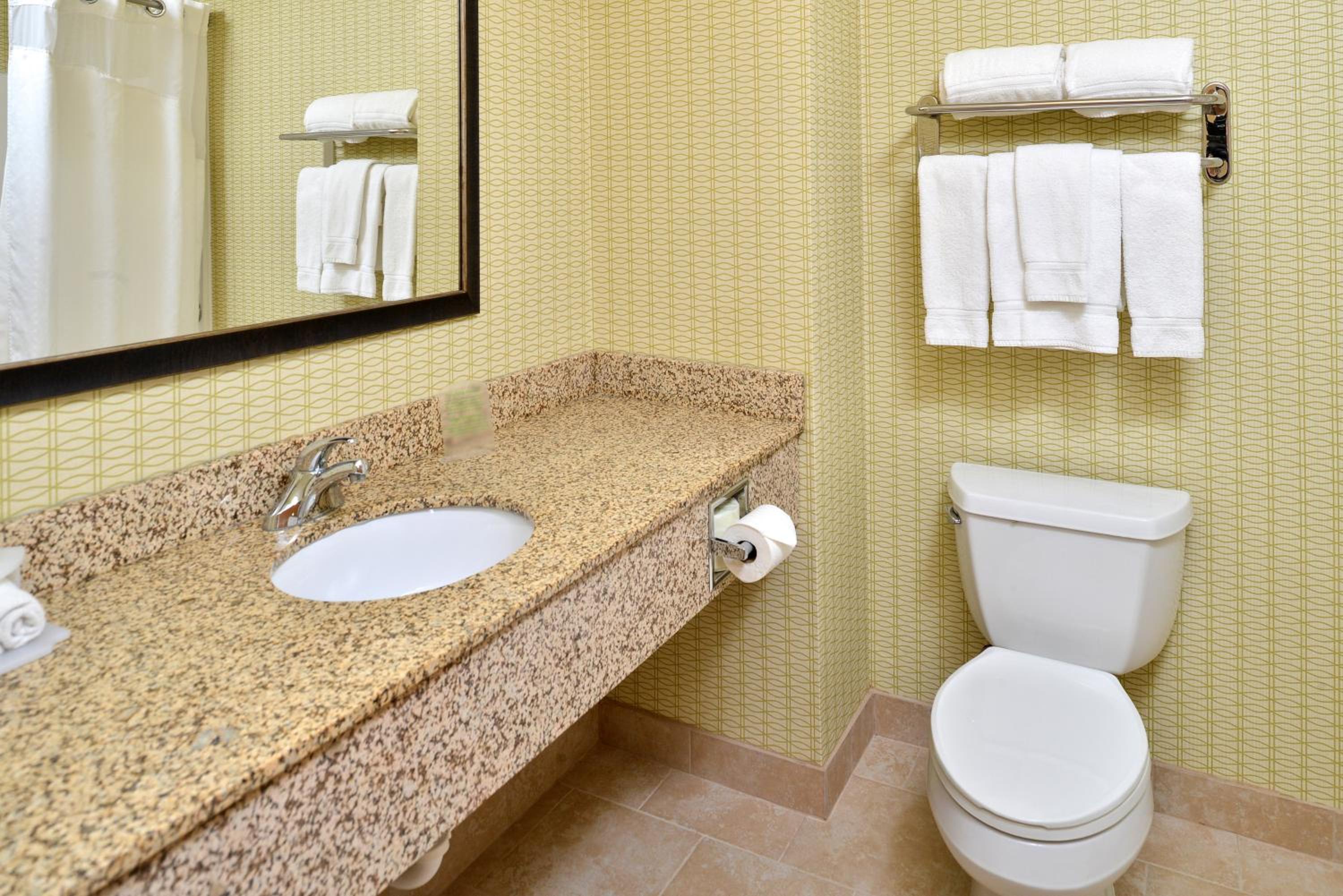 Standard King Room - Photo 2