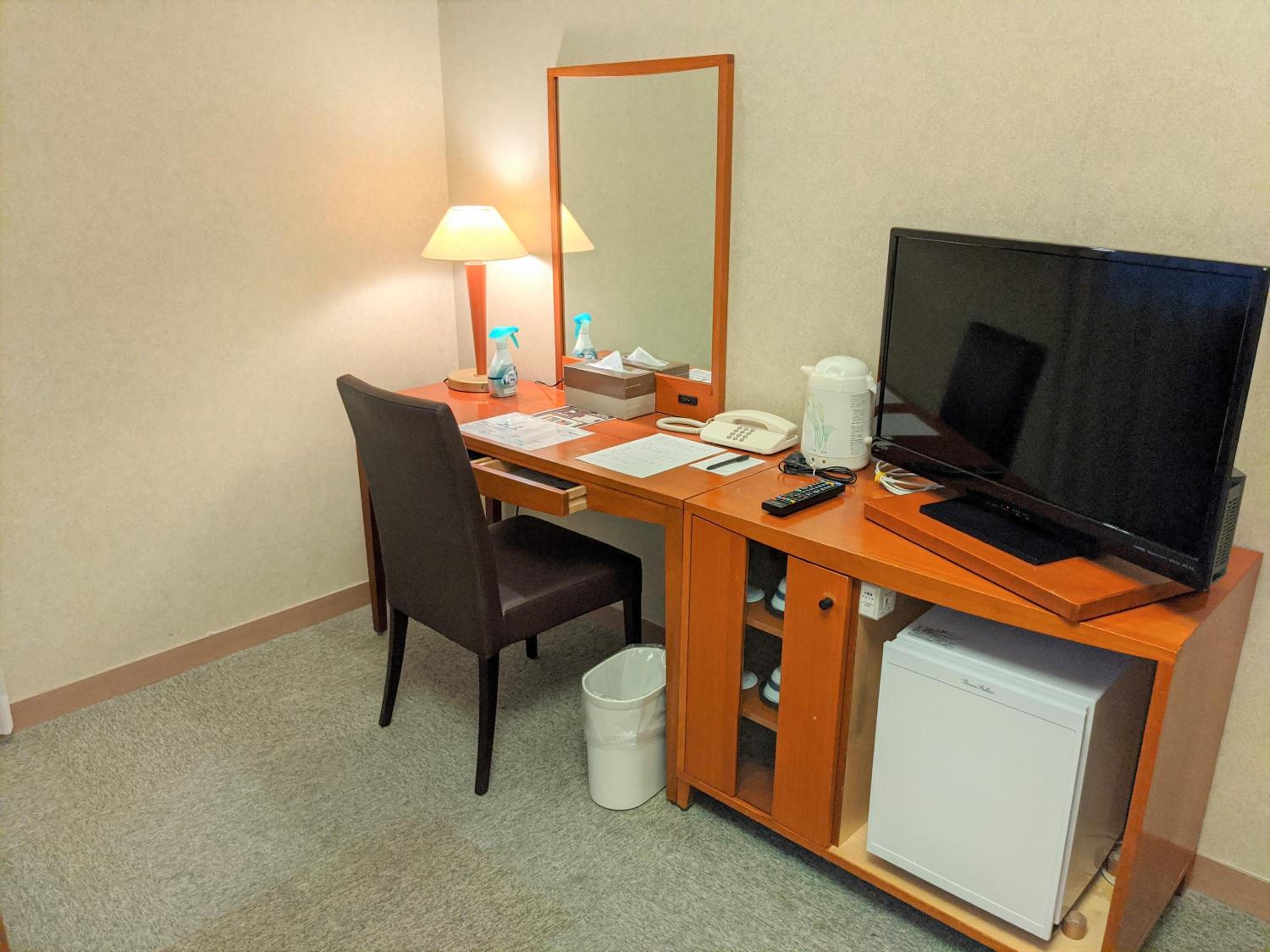 Twin Room - Photo 2