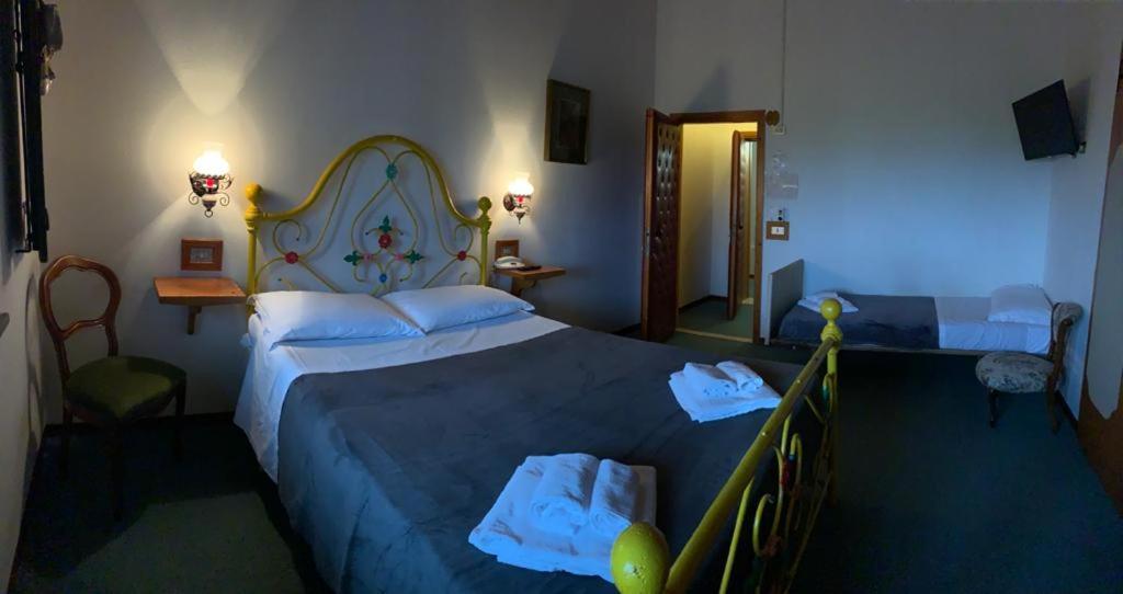 Triple Room - Photo 5