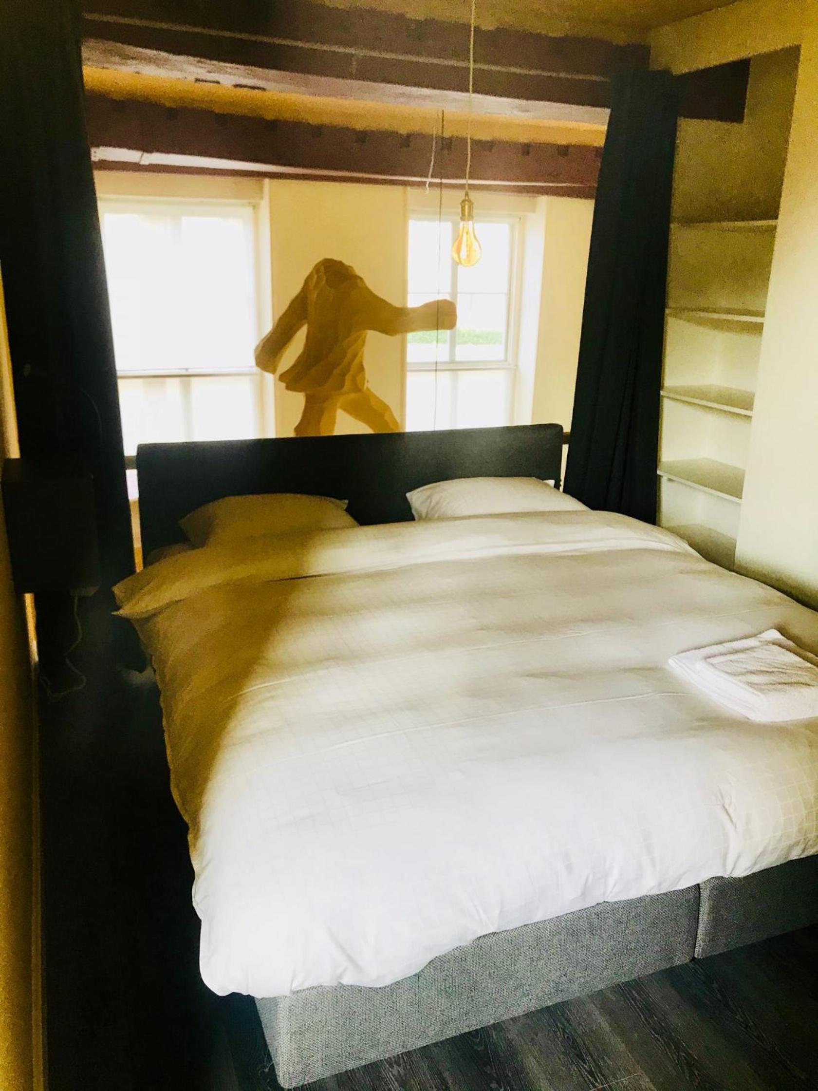 Deluxe Apartment photo 2