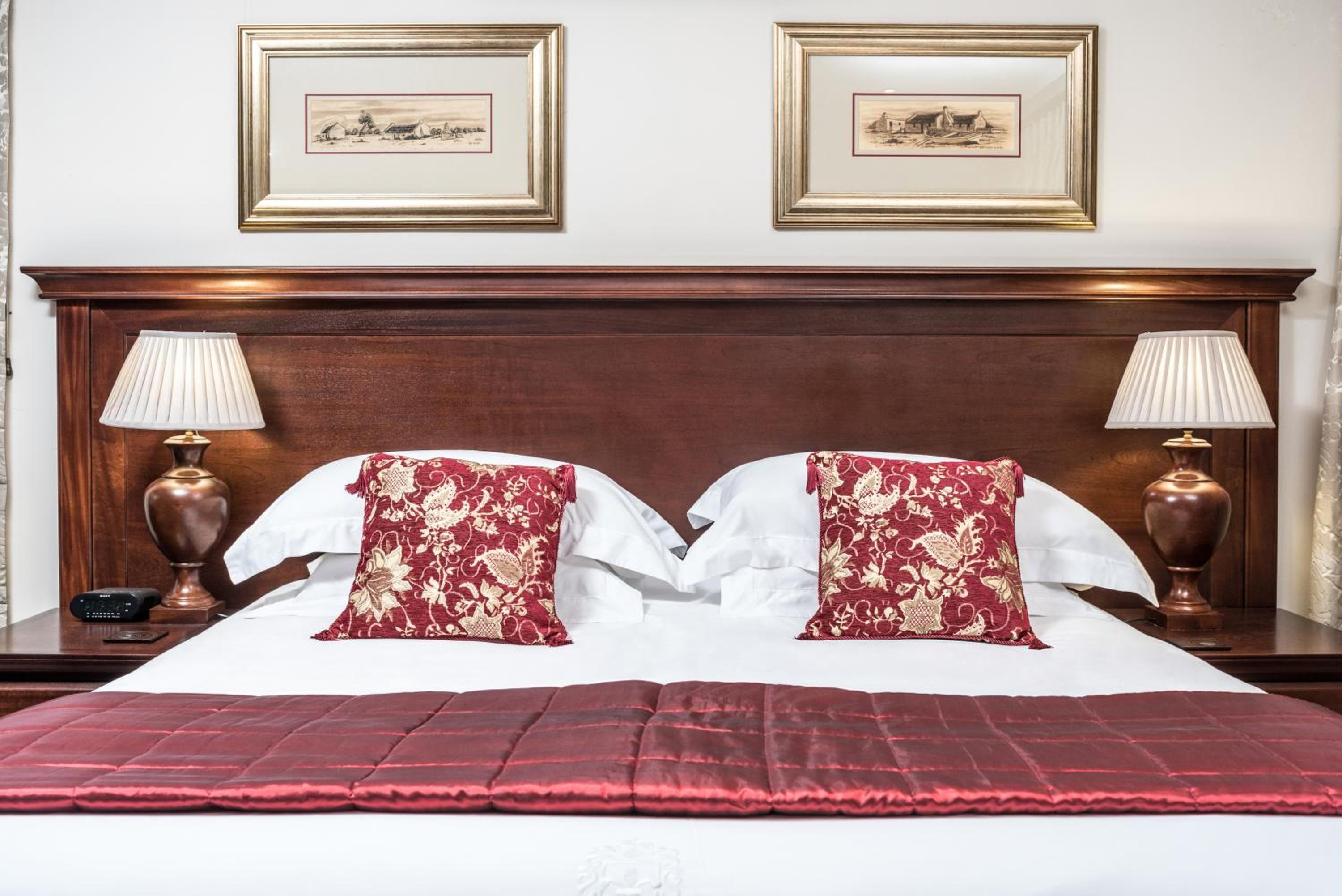 Luxury Suite 1 photo 1