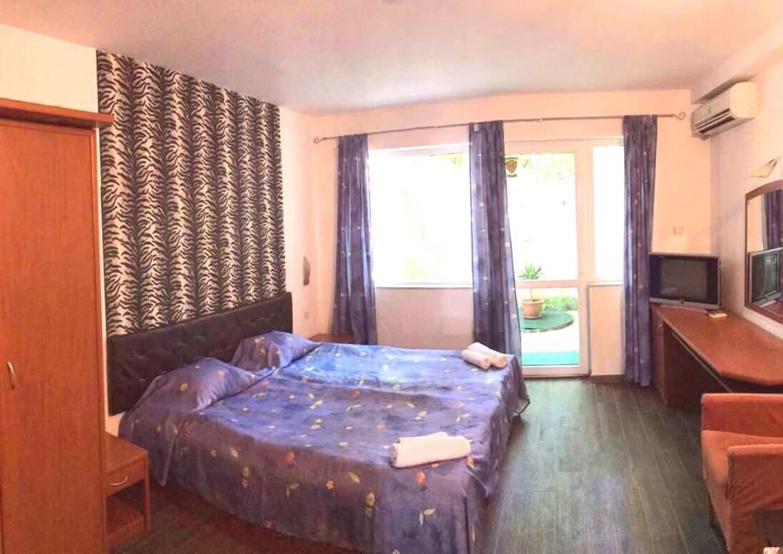Double or Twin Room with Extra Bed - Photo 2