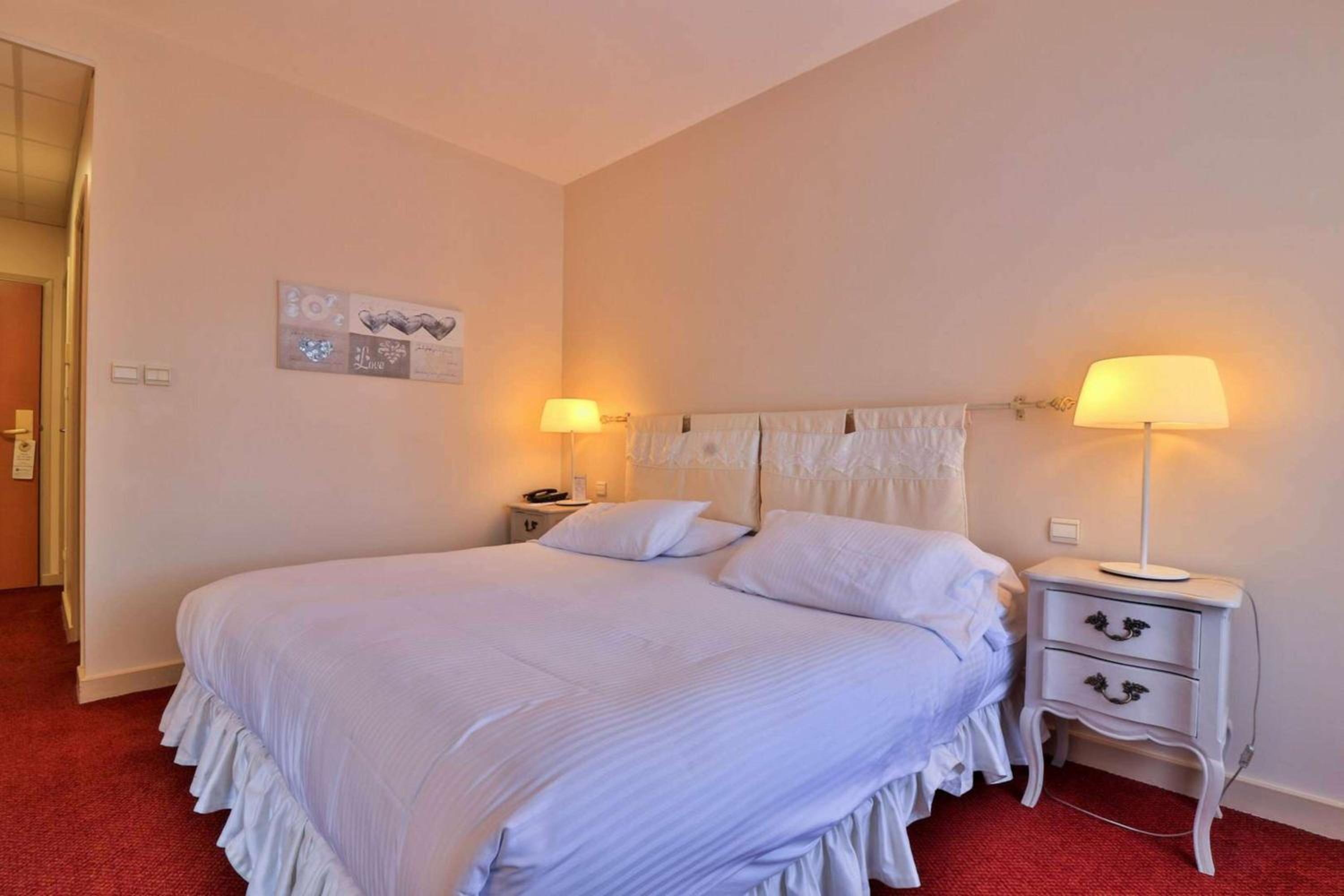 Superior King Room - Photo 1