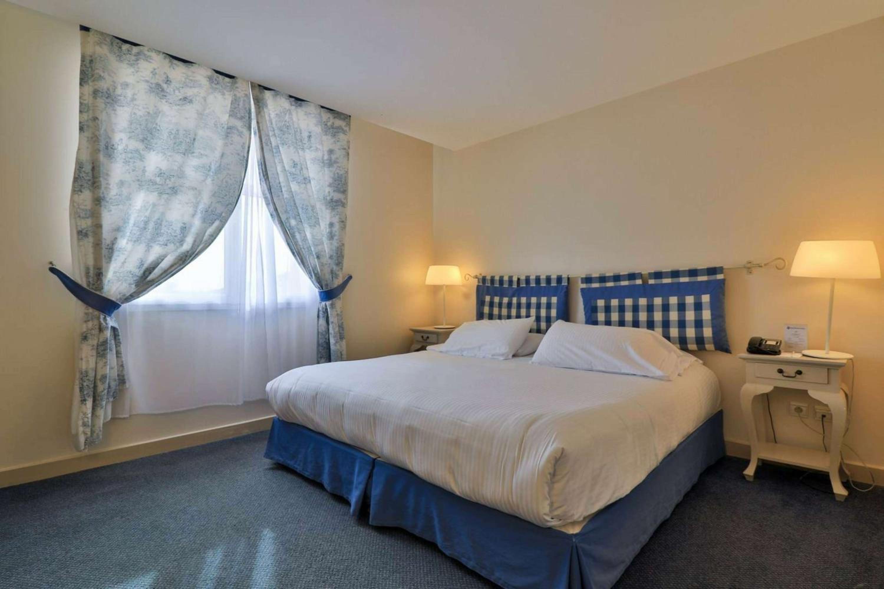 Comfort King Room - Photo 8
