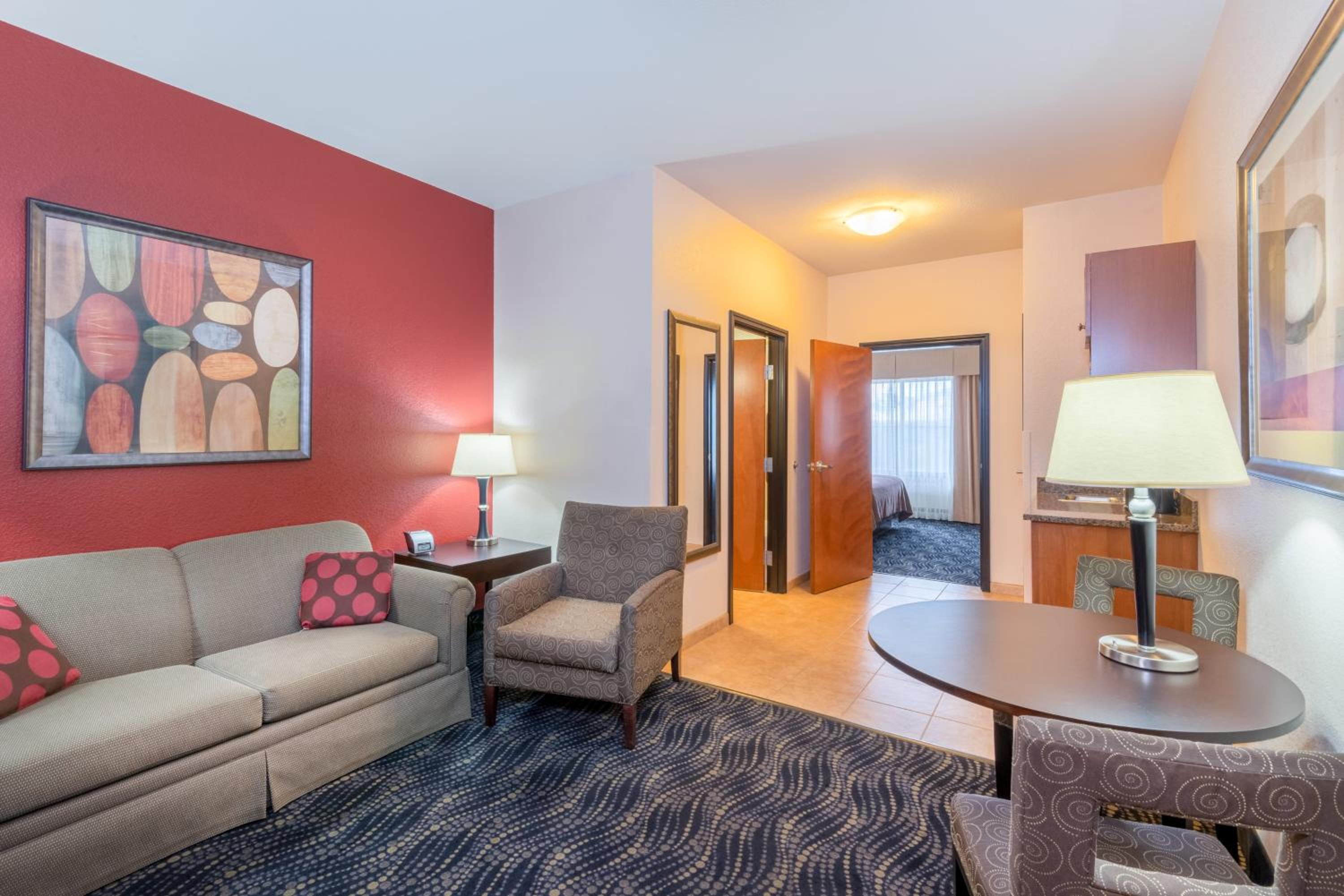 One-Bedroom King Suite - Photo 1
