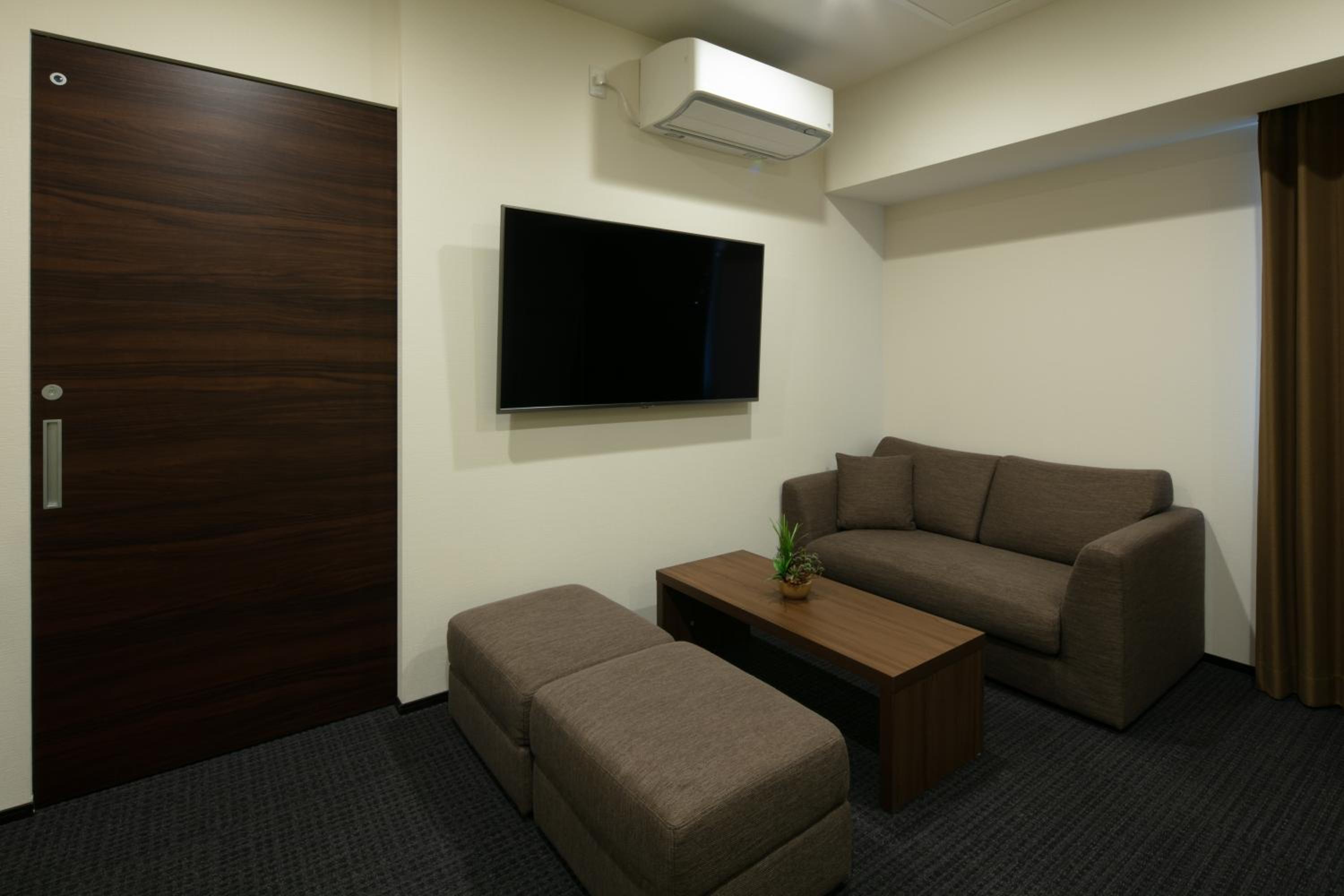 Luxury Triple Room - Photo 10