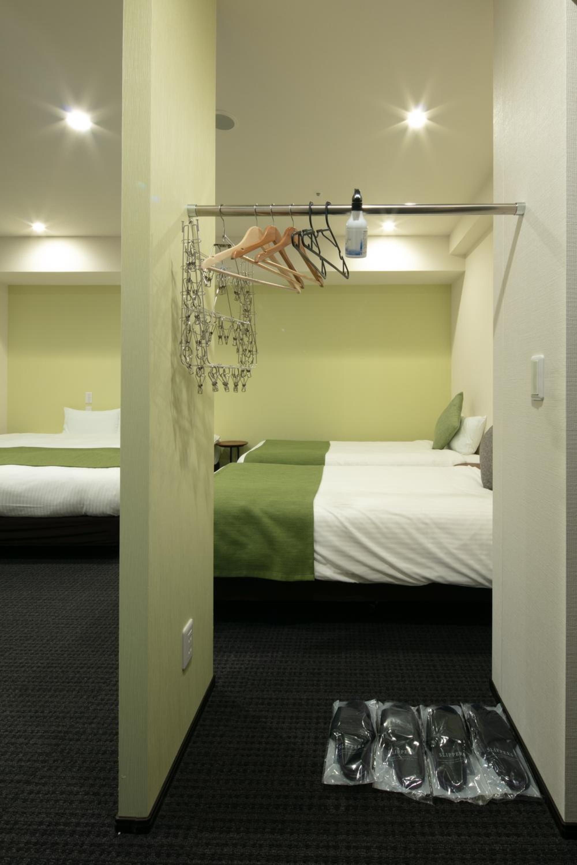 Luxury Triple Room - Photo 16