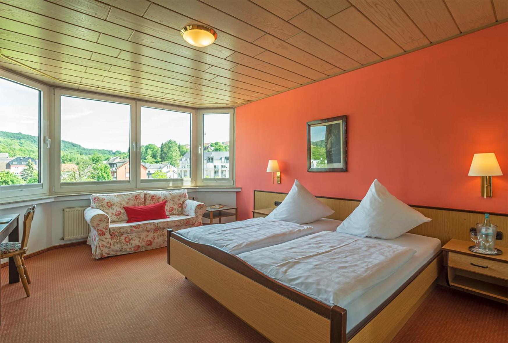 Standard Double Room - Photo 4