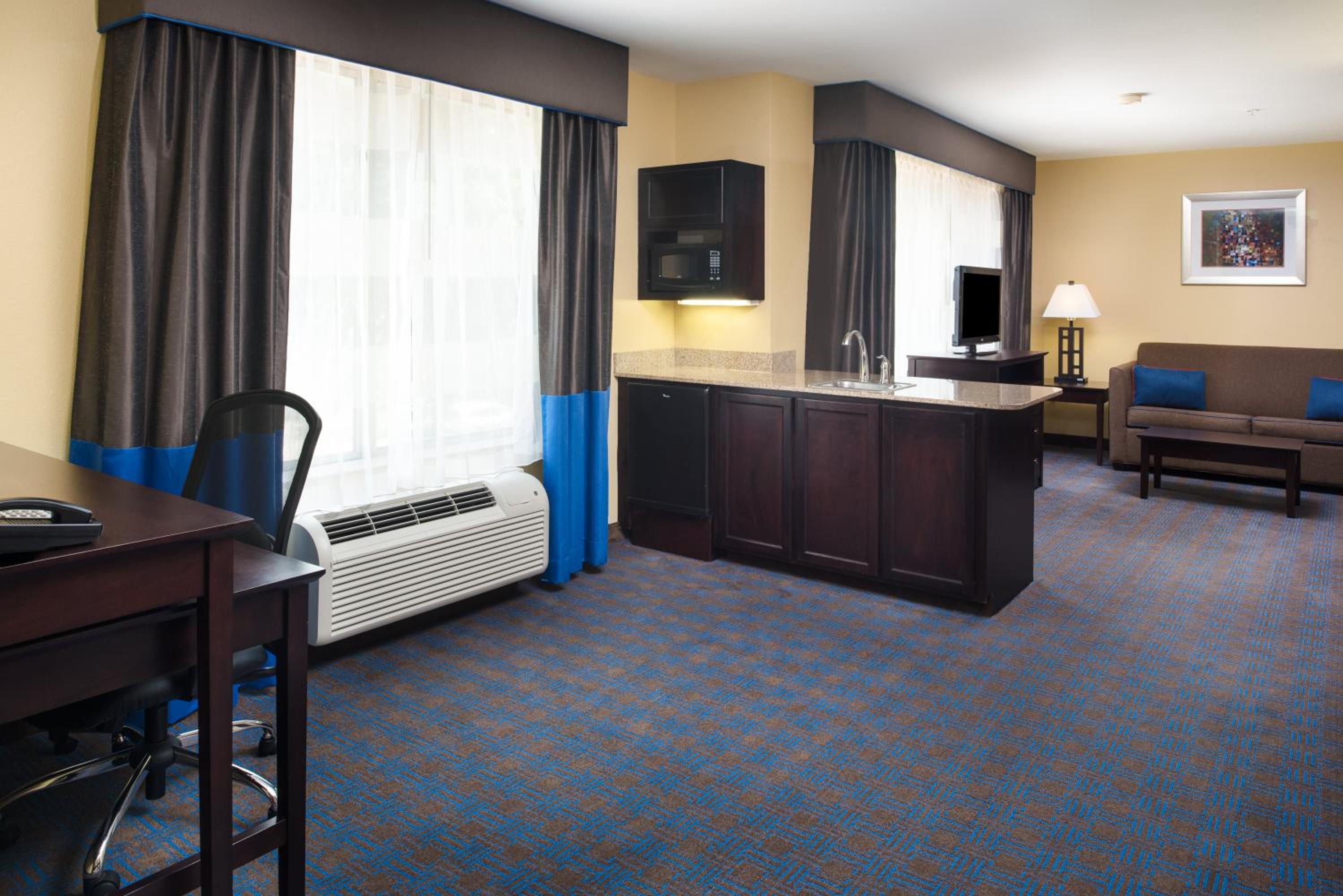 Executive Suite - Non-Smoking - Photo 2