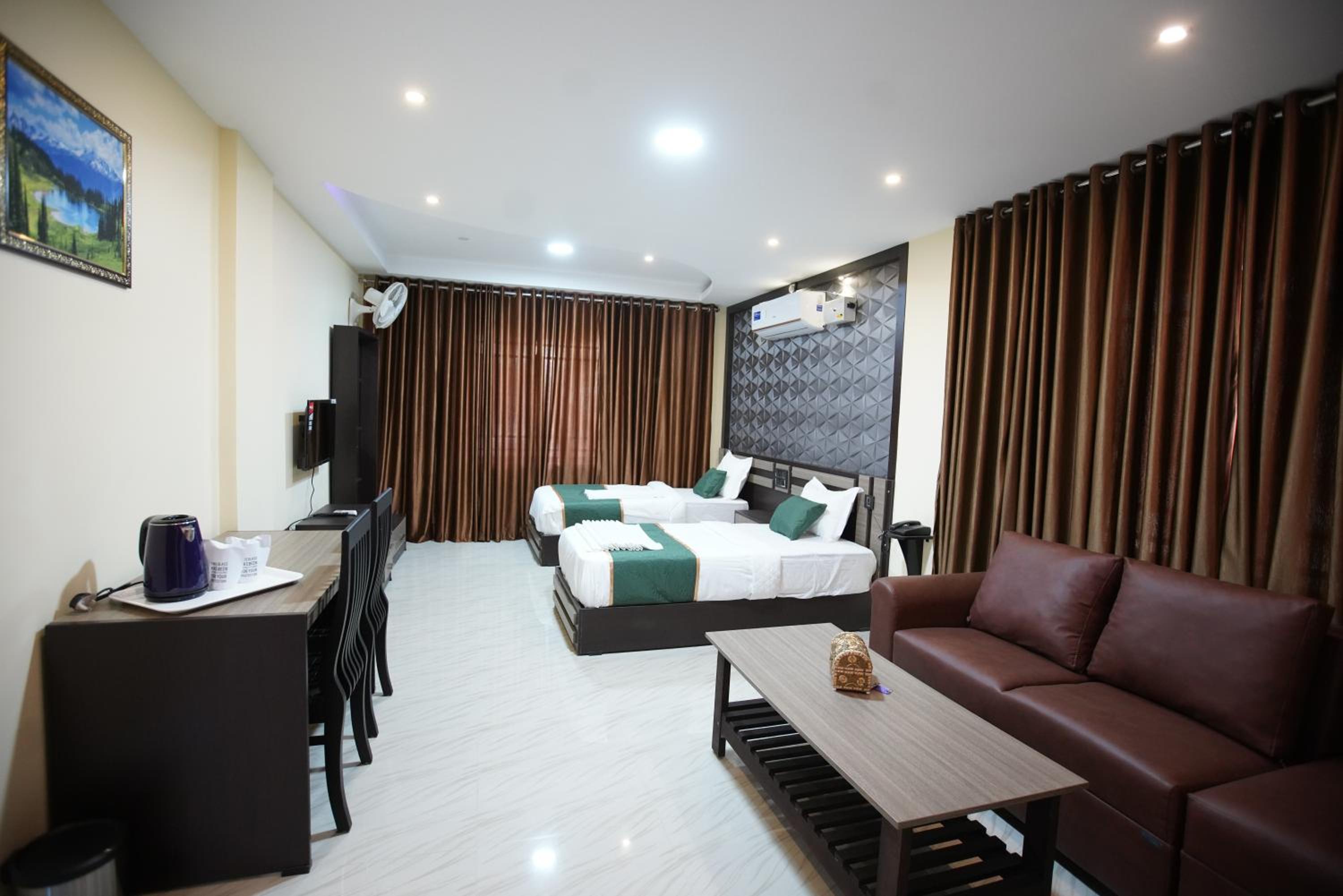 Standard Twin Room - Photo 3