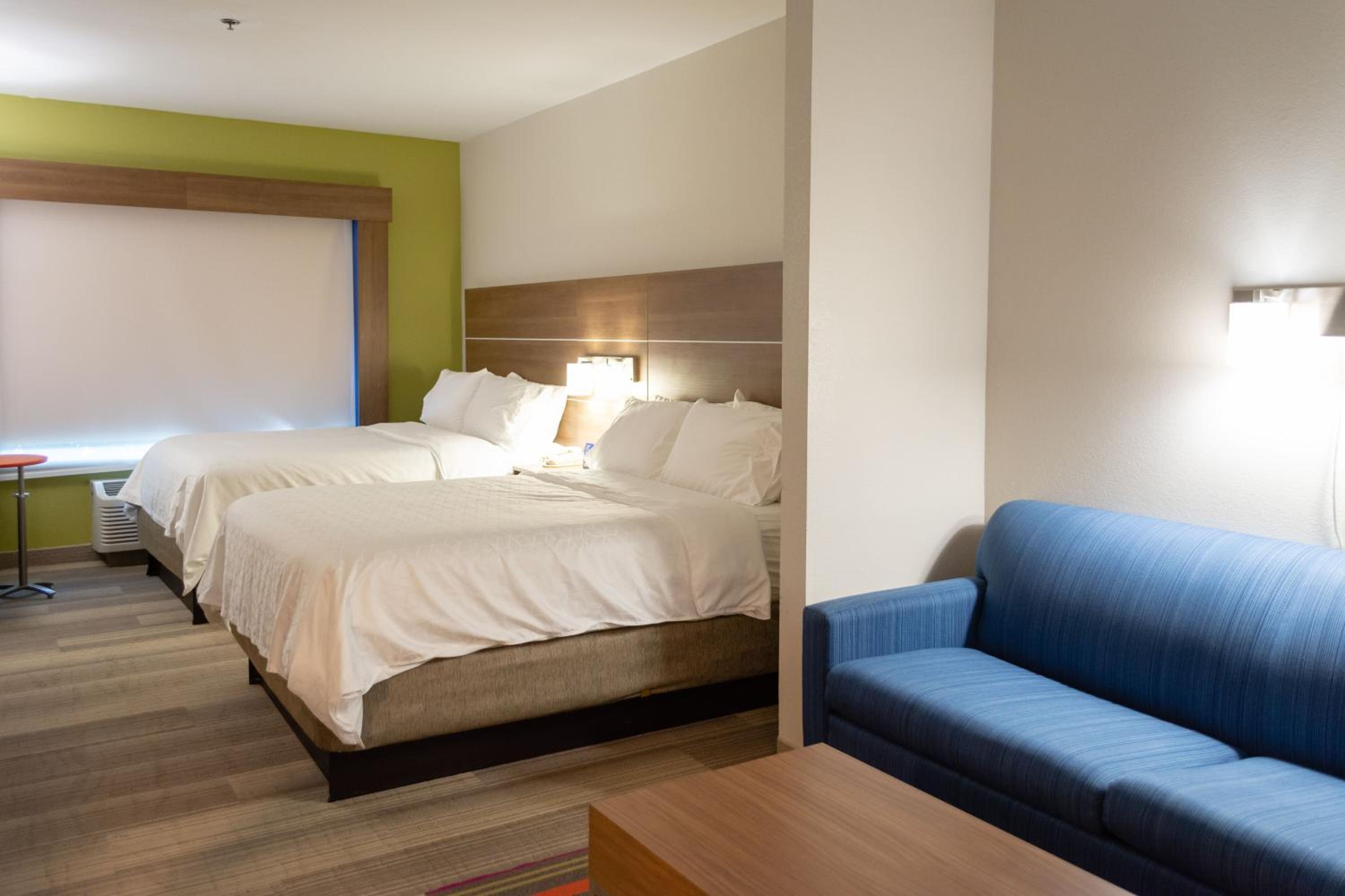 Double Suite - Non-Smoking - Photo 2