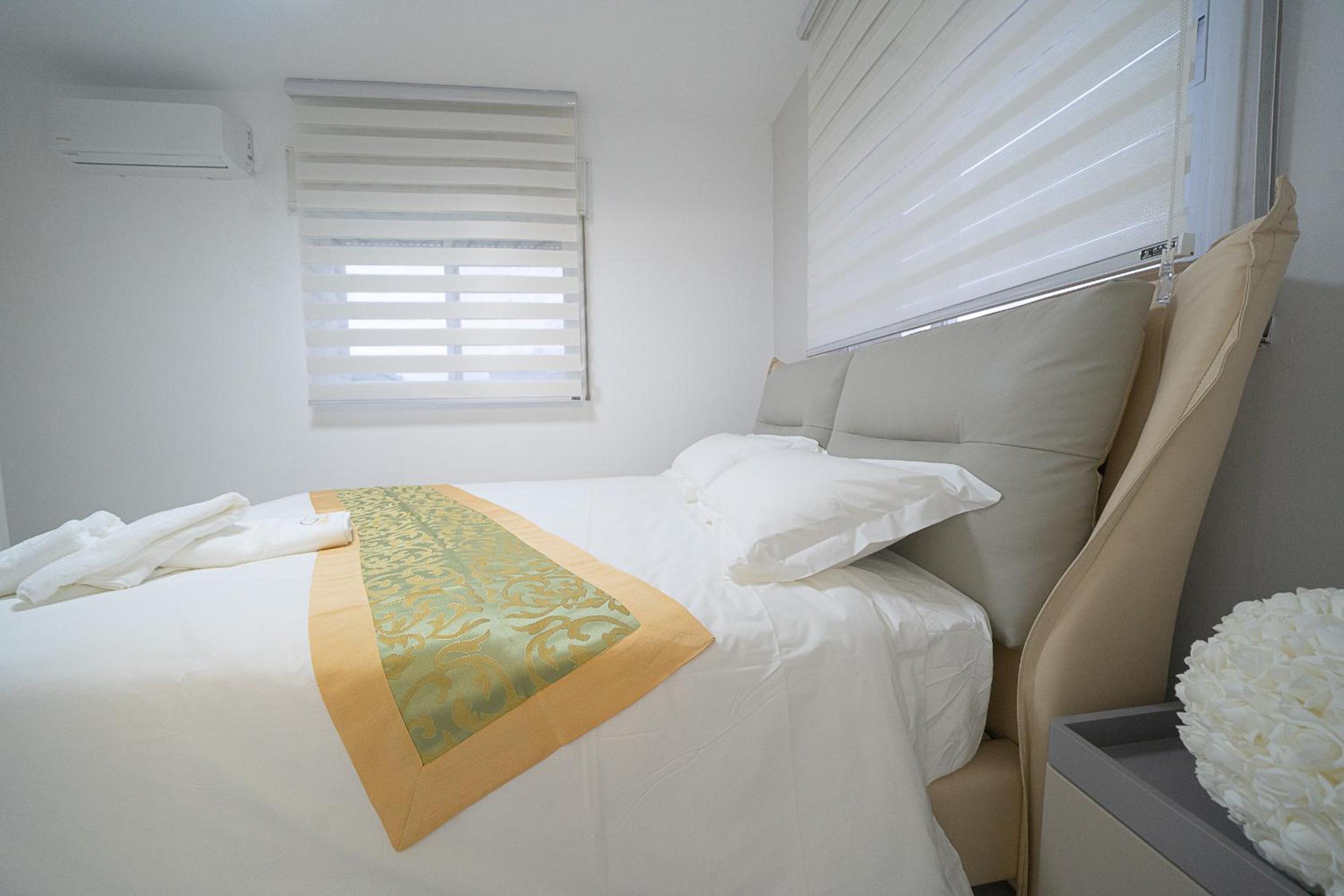 Three-Bedroom Apartment - Photo 3