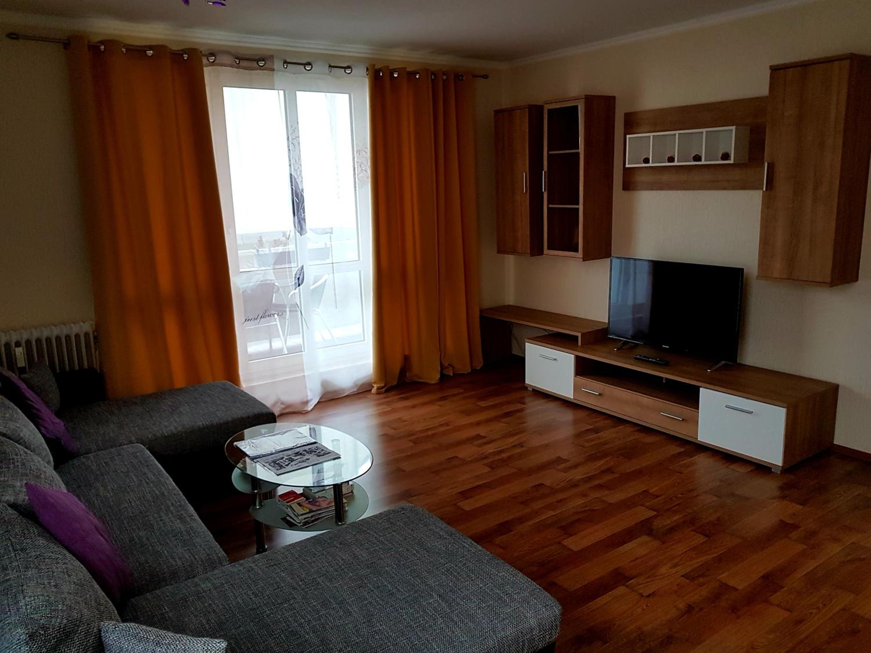 Apartment with Balcony photo 1