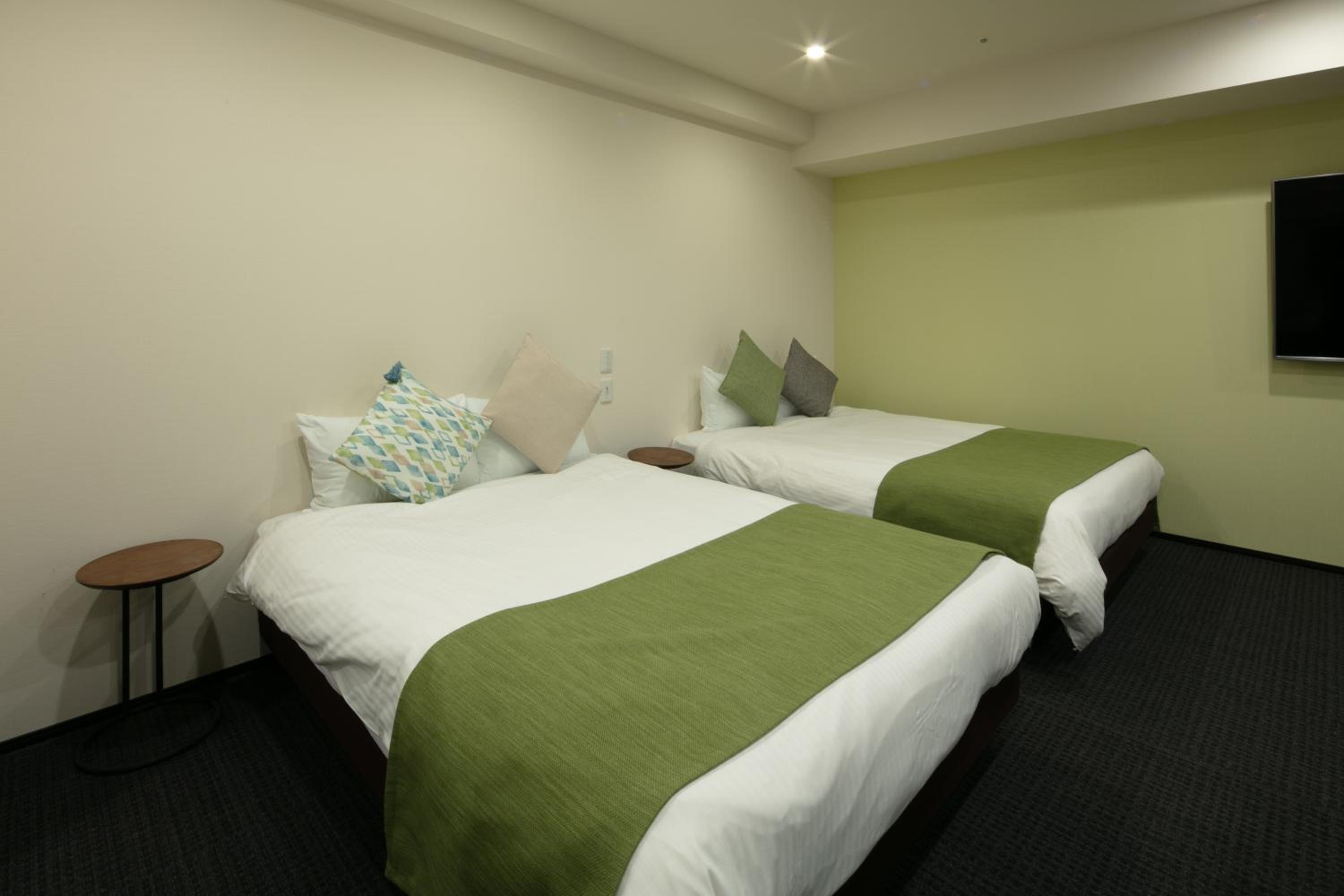 Suite with Spa Bath - Photo 13