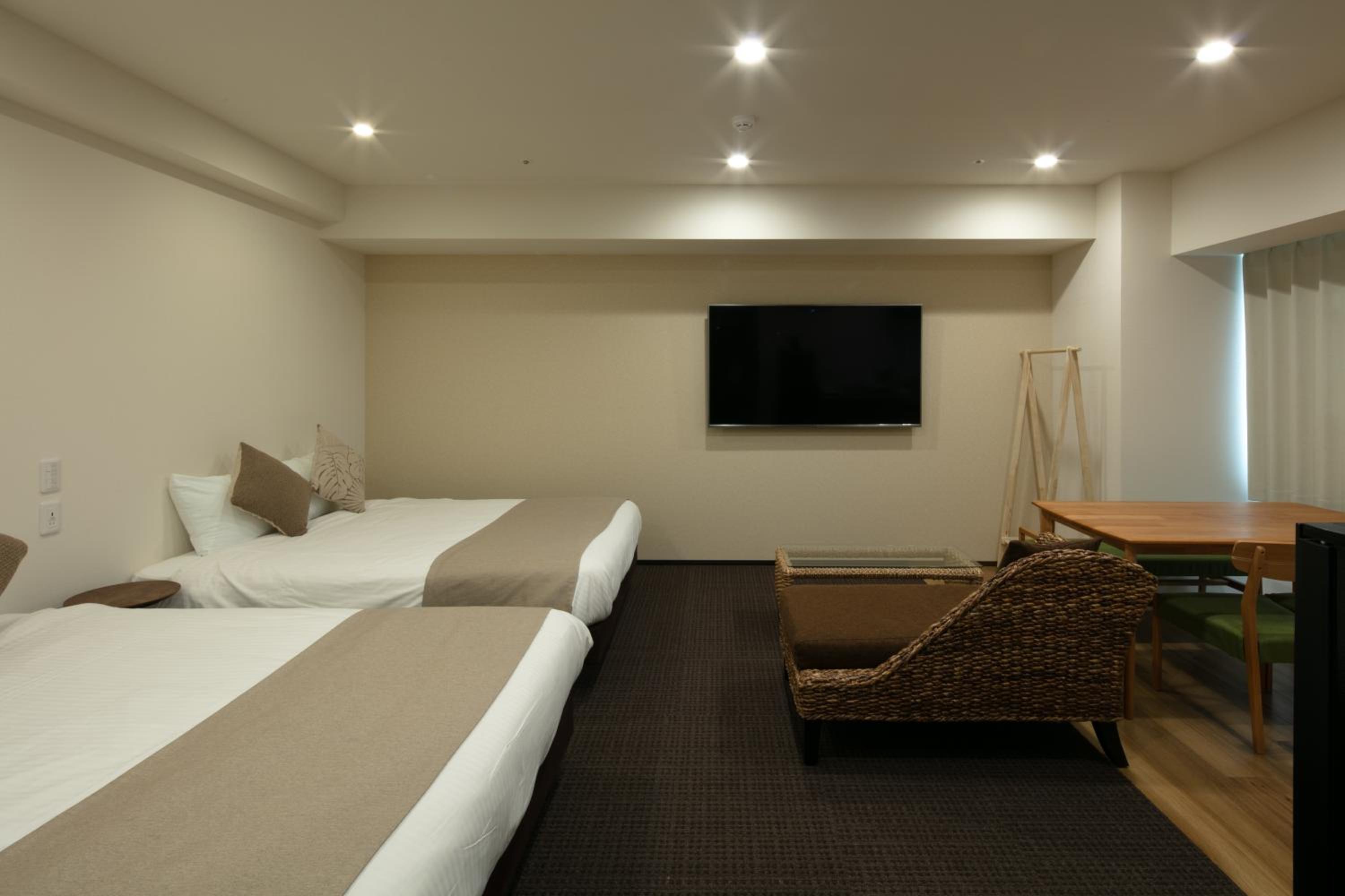 Family Suite - Photo 12