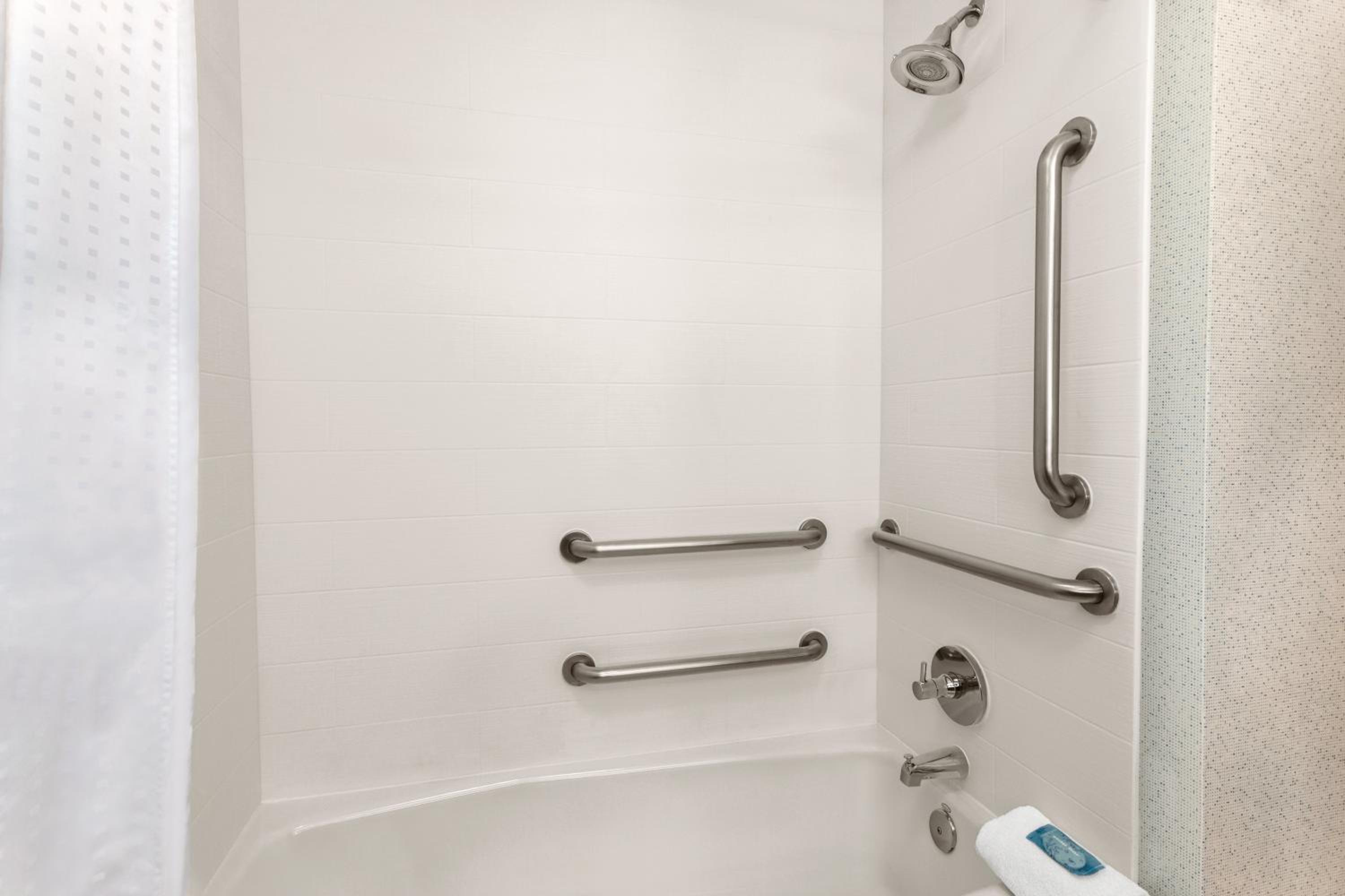 King Suite - Photo 7