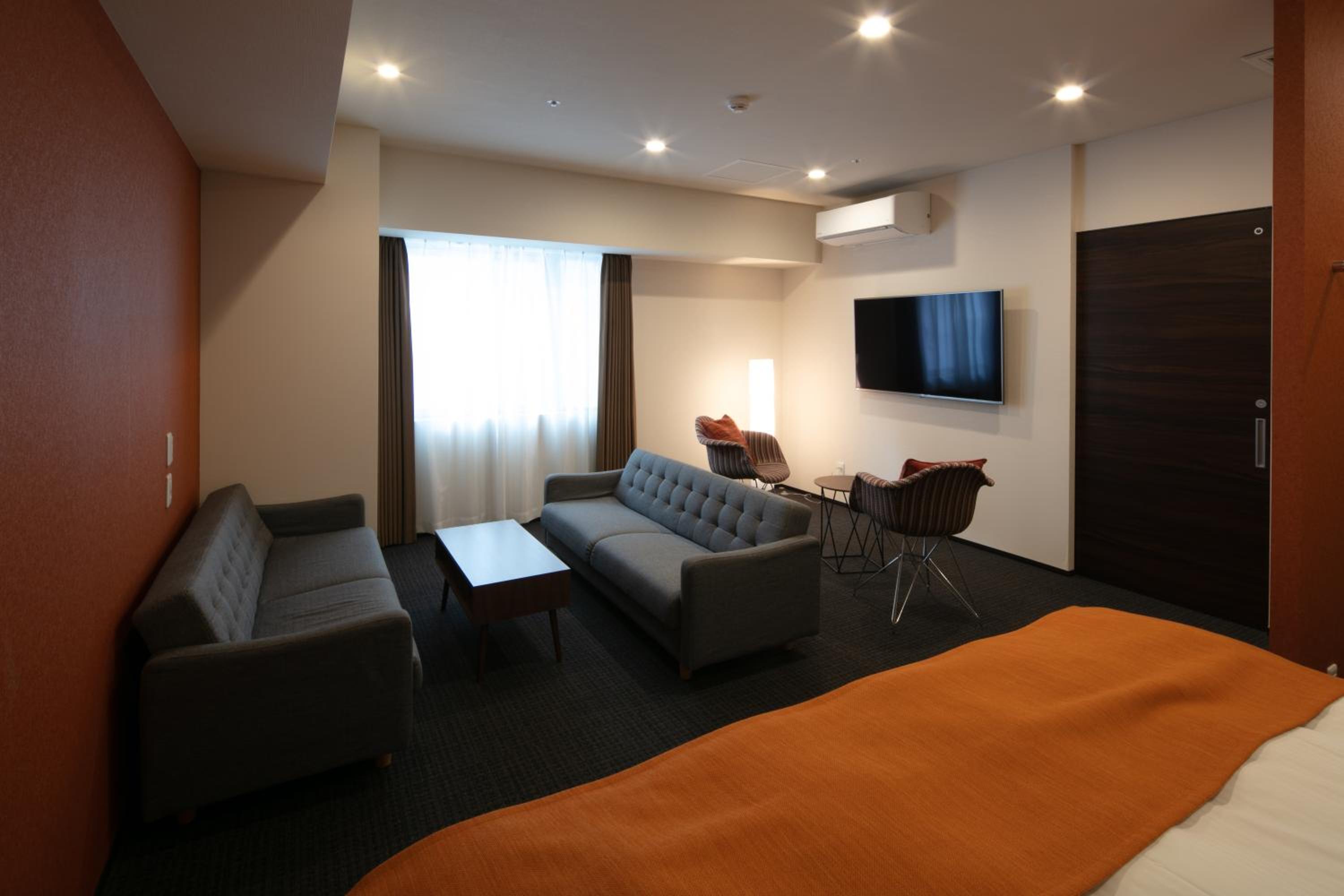 Deluxe Room - Photo 22