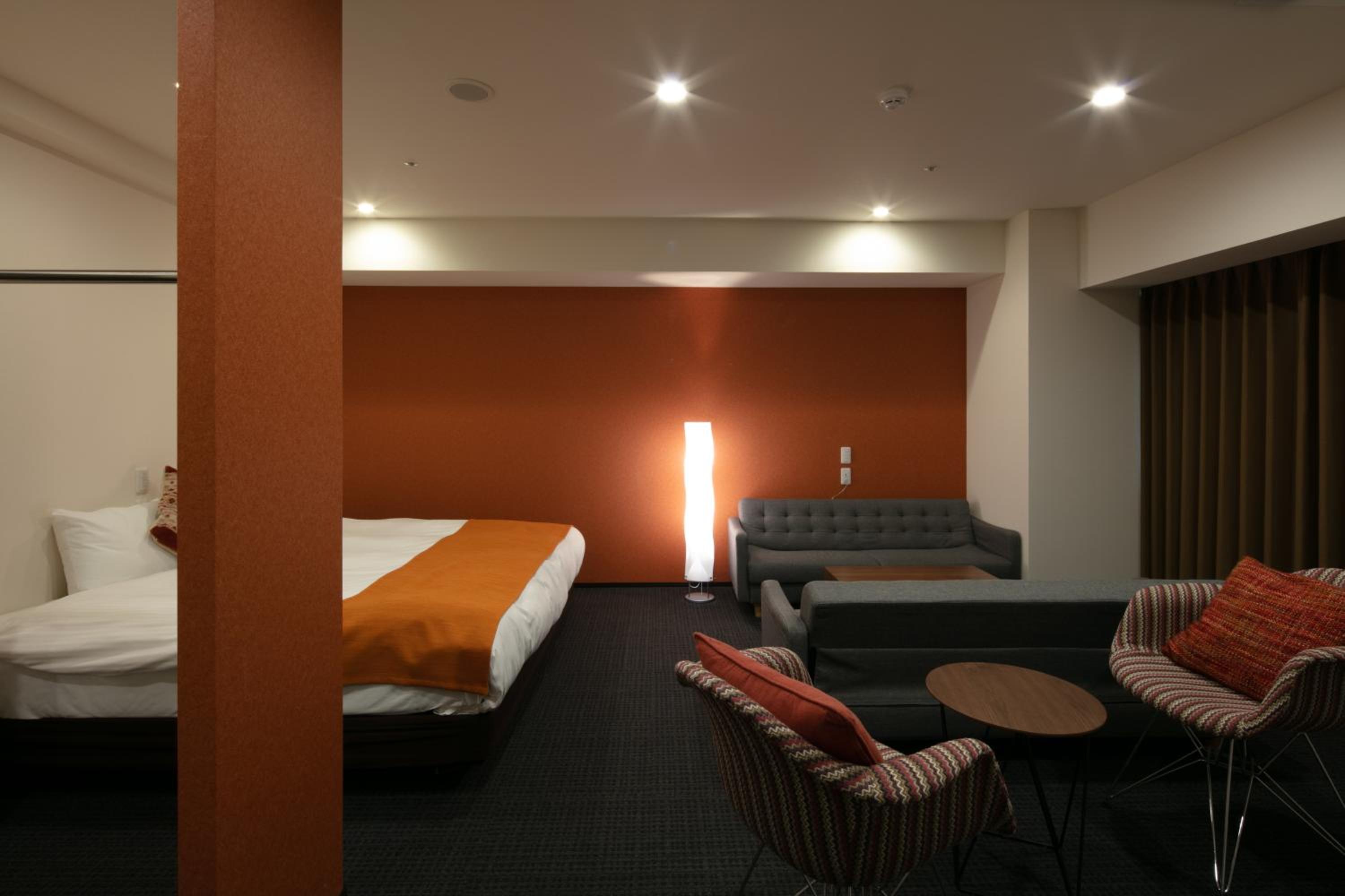 Deluxe Room - Photo 20