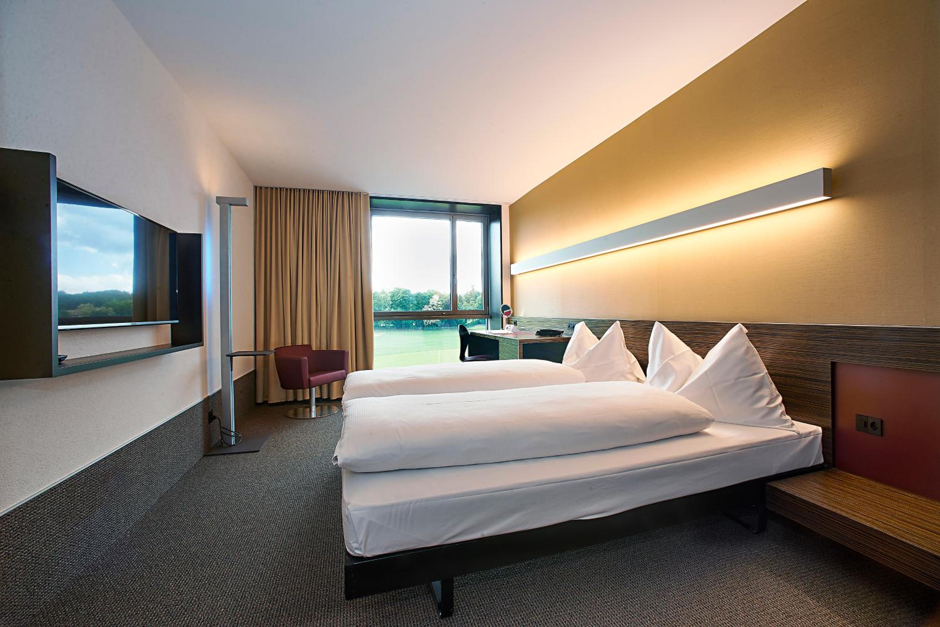 Standard Double or Twin Room - Photo 5