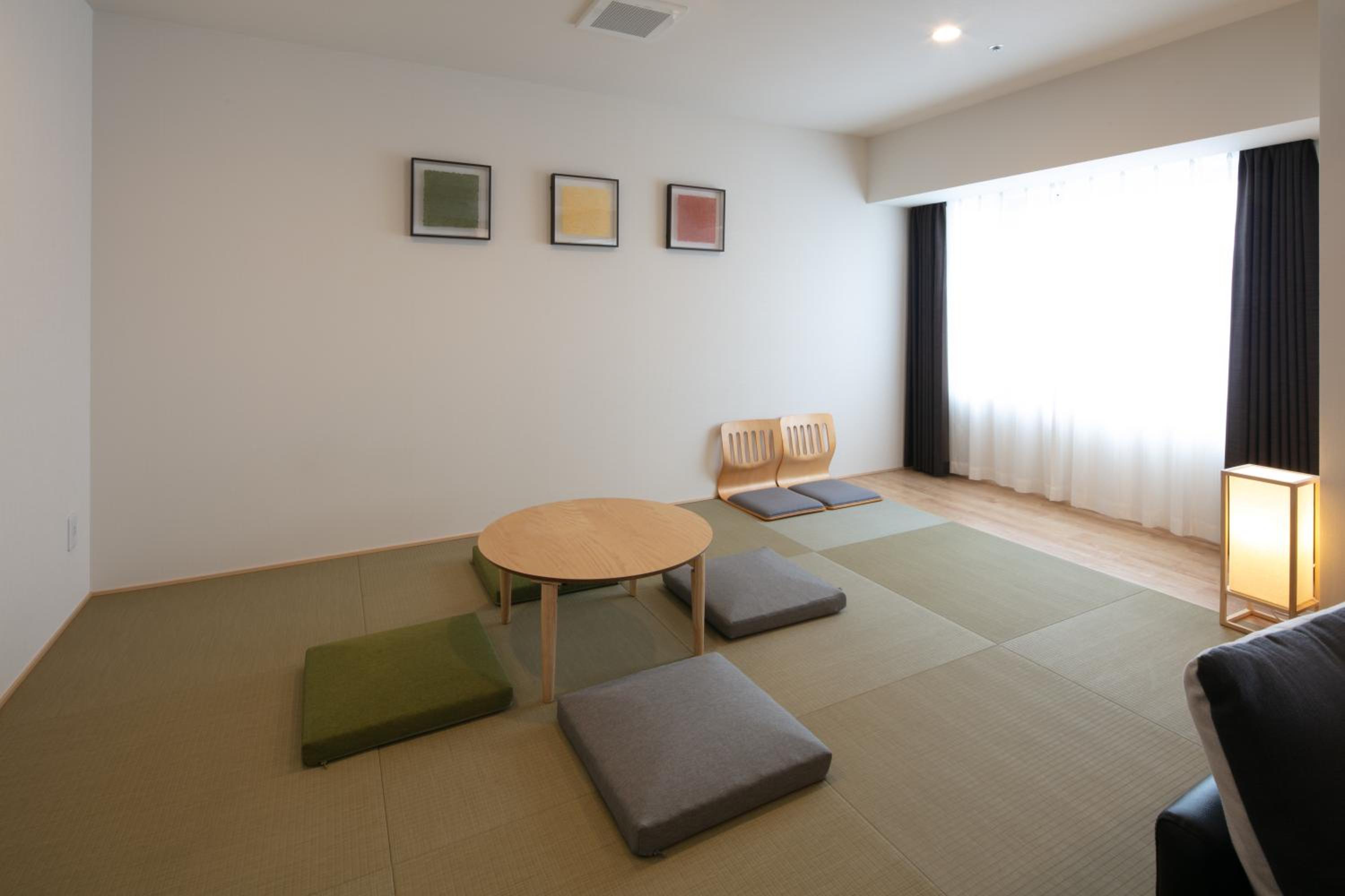 King Suite with Spa Bath - Photo 10