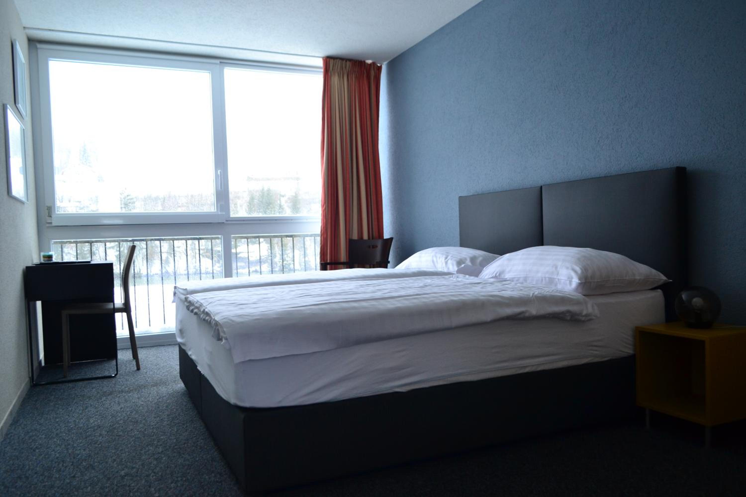 Double Room with Lake View - Photo 7