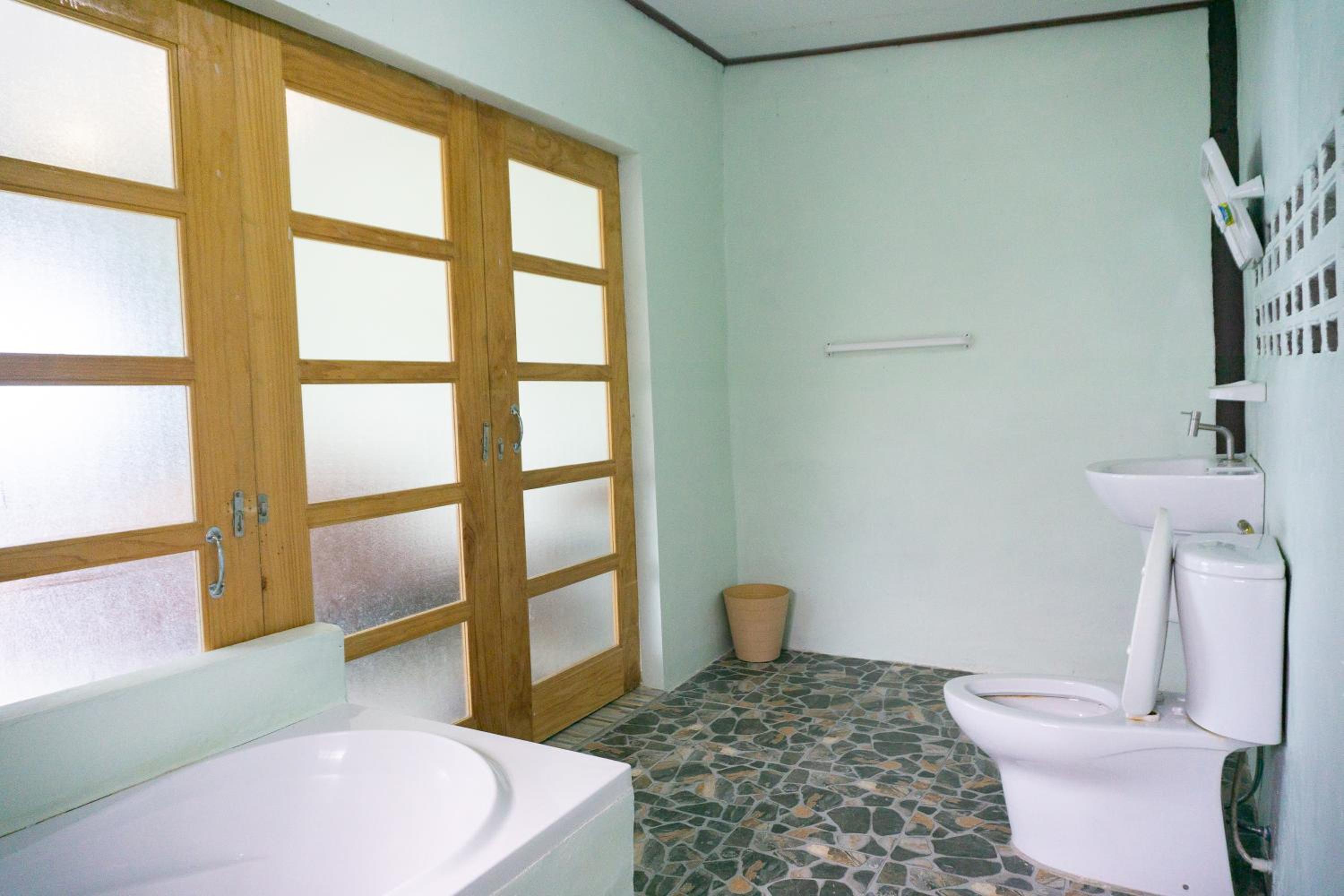 Deluxe Double or Twin Room with Sea View photo 2