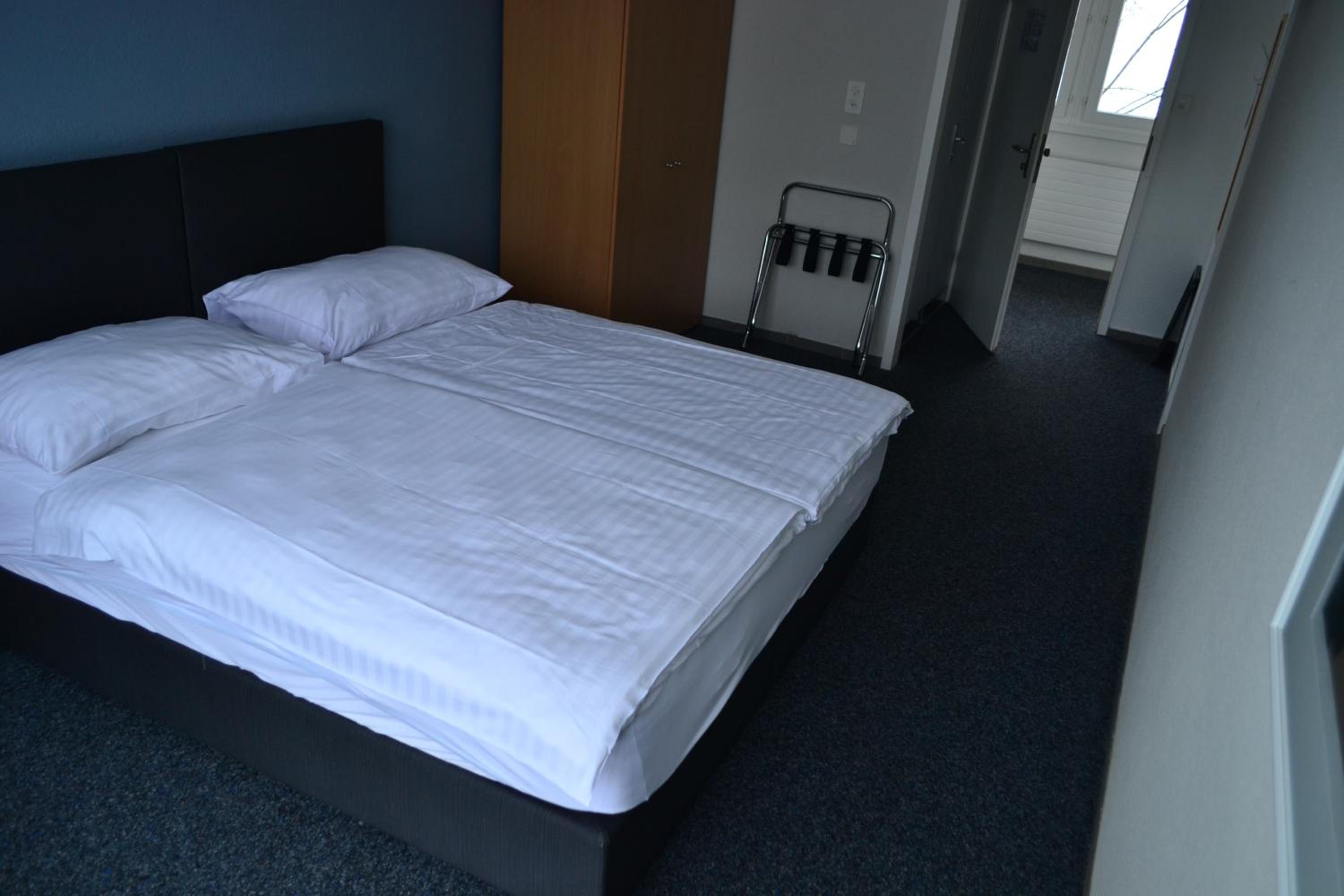 Double Room with Lake View - Photo 1