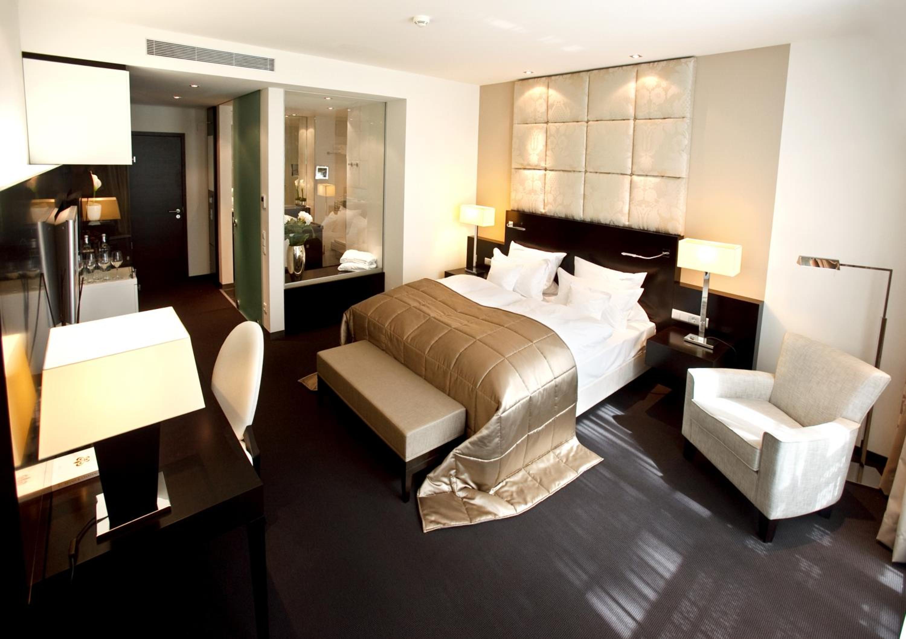 Classic Double Room - Photo 4
