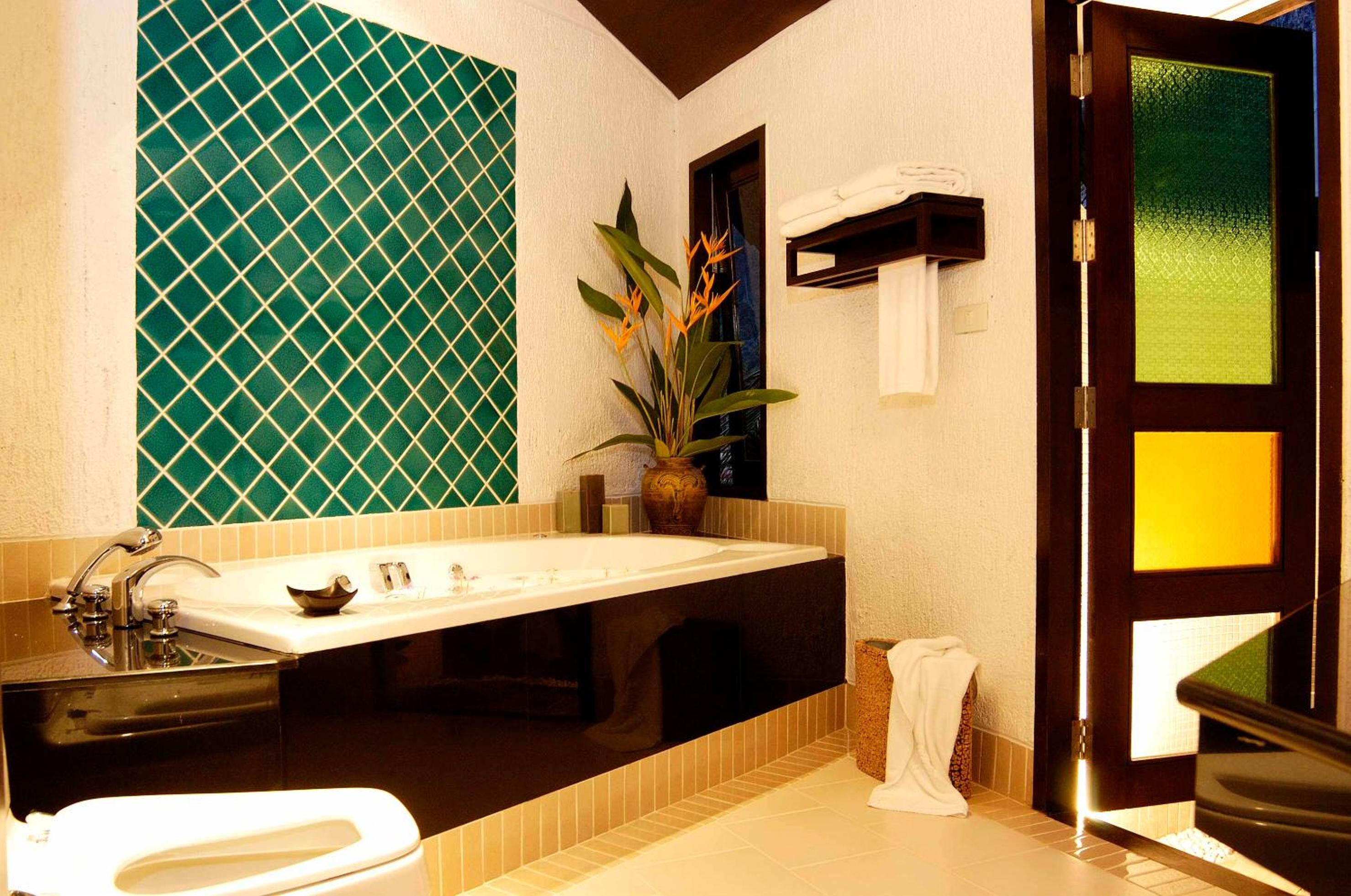Deluxe Double or Twin Room - Photo 7