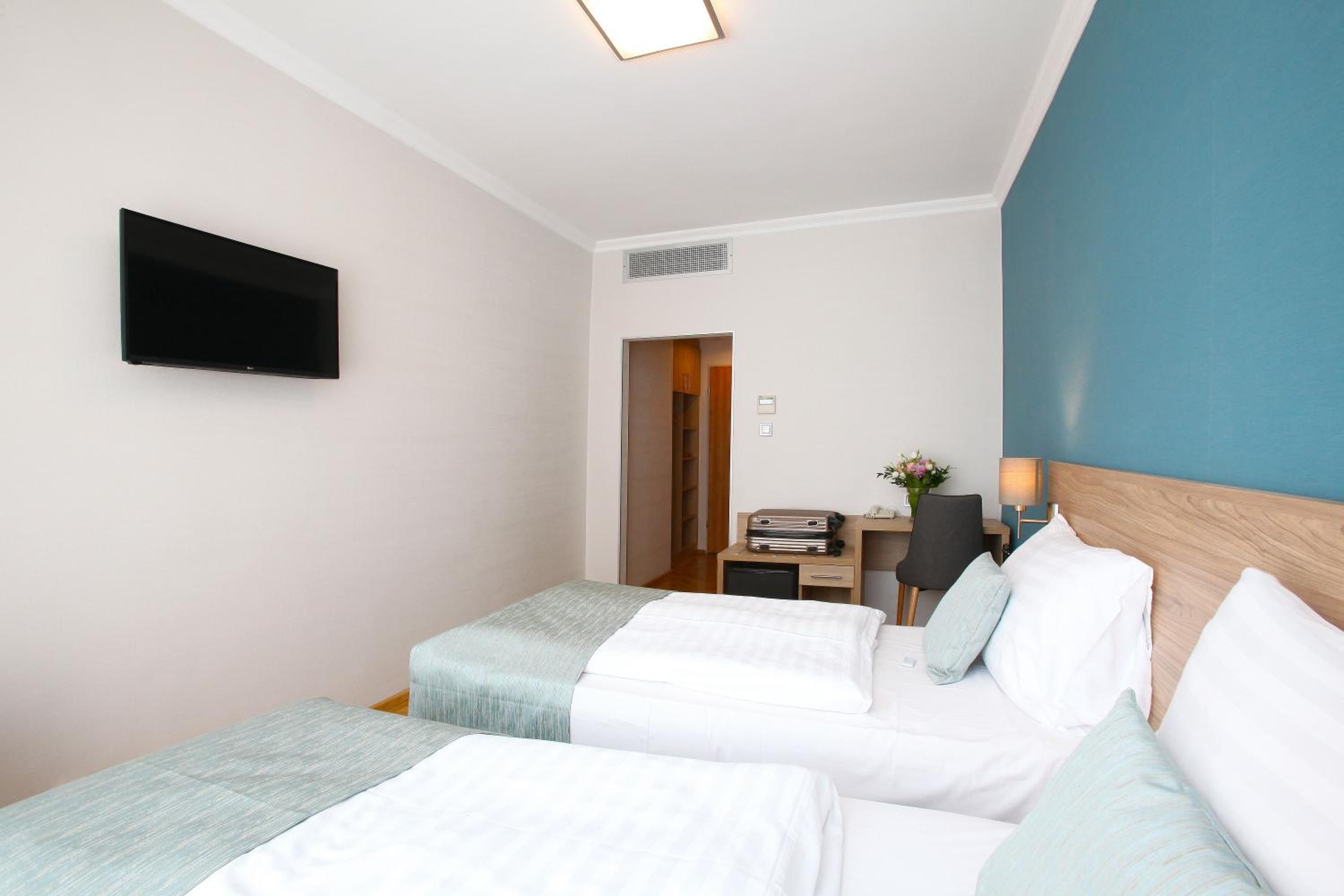 Comfort Double or Twin Room - Photo 6