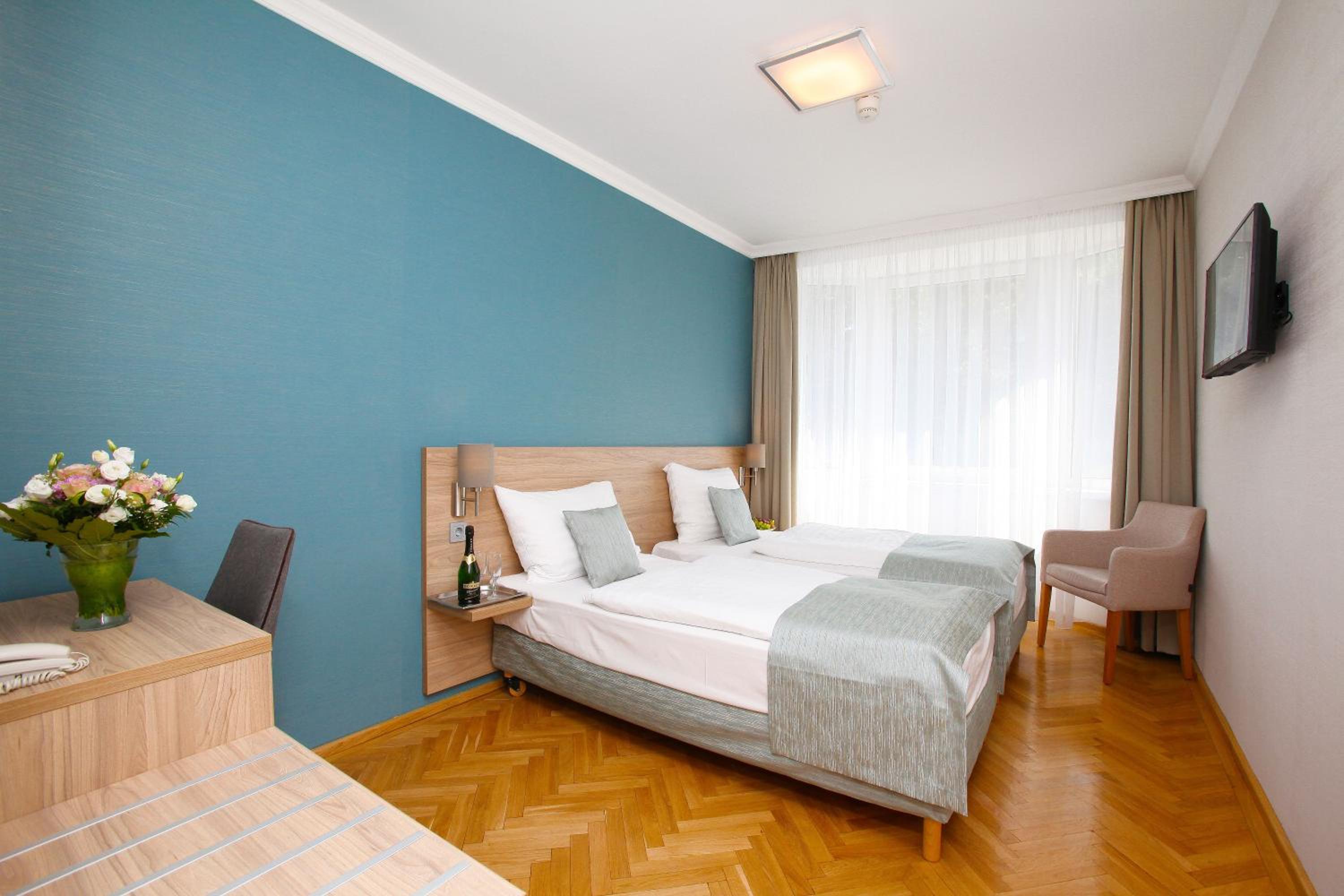Comfort Double or Twin Room - Photo 7