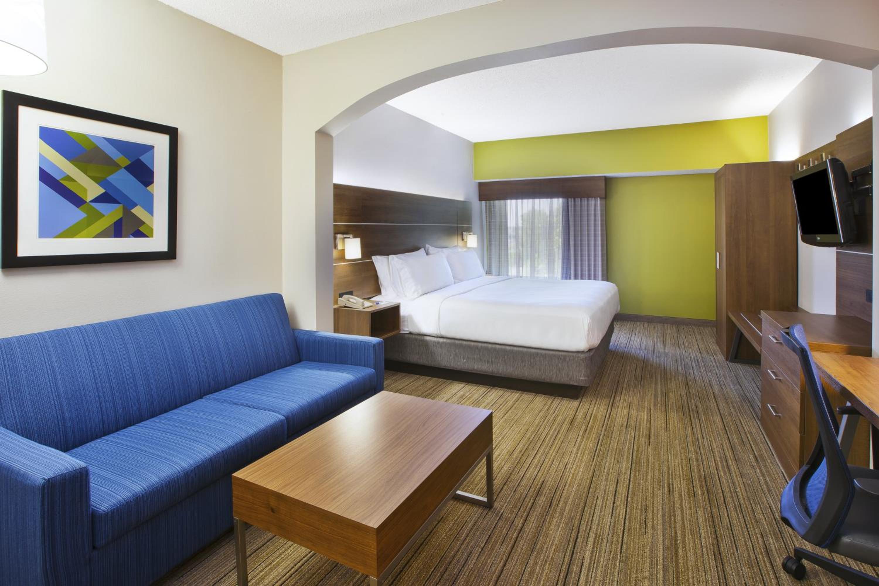 King Suite - Photo 1