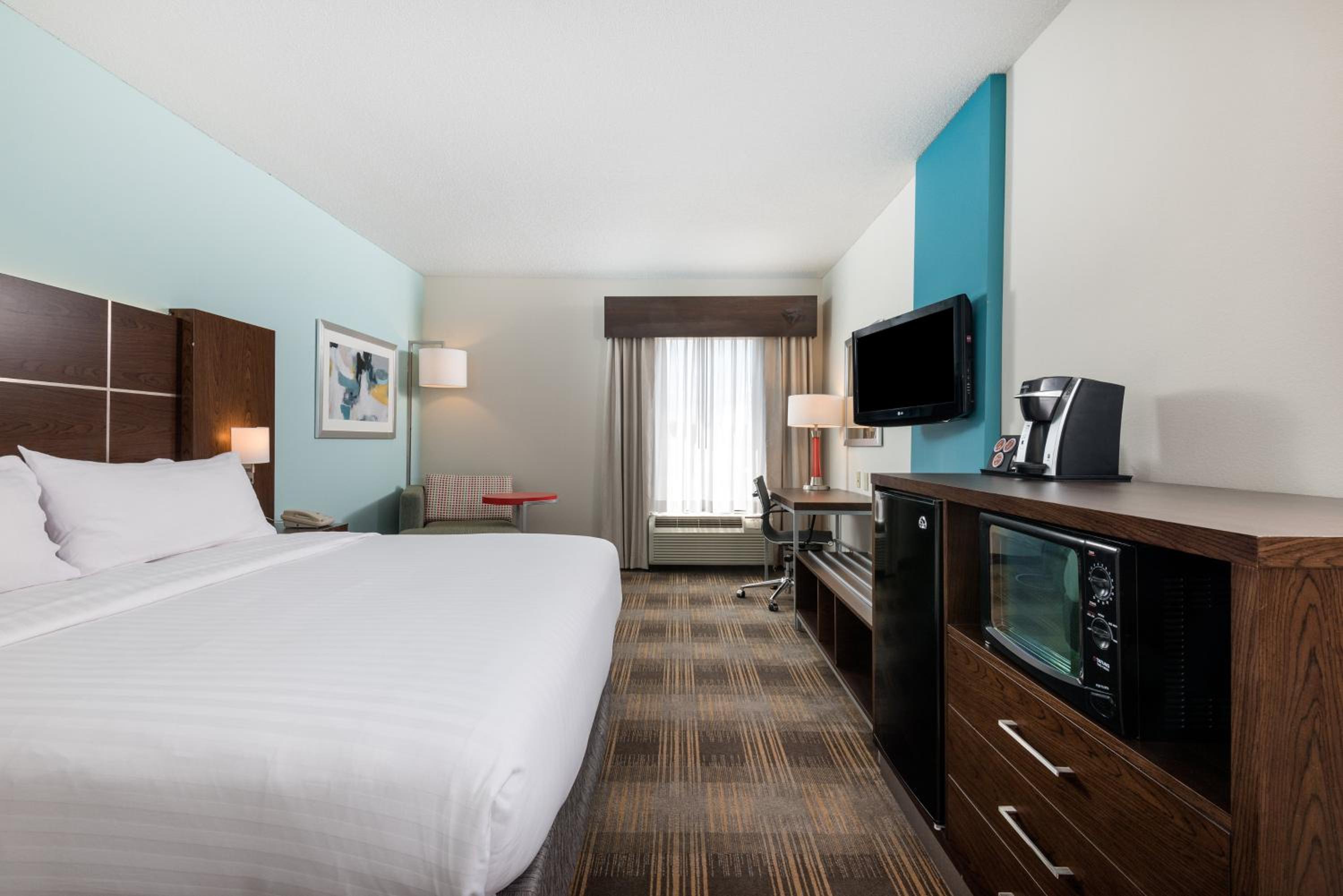 Standard King Room - Photo 2