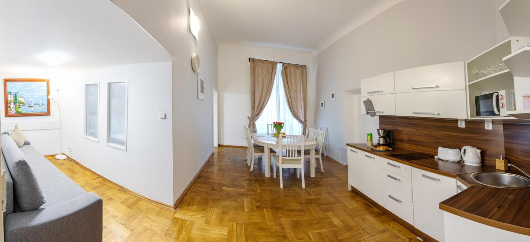 Apartment thumbnail 5