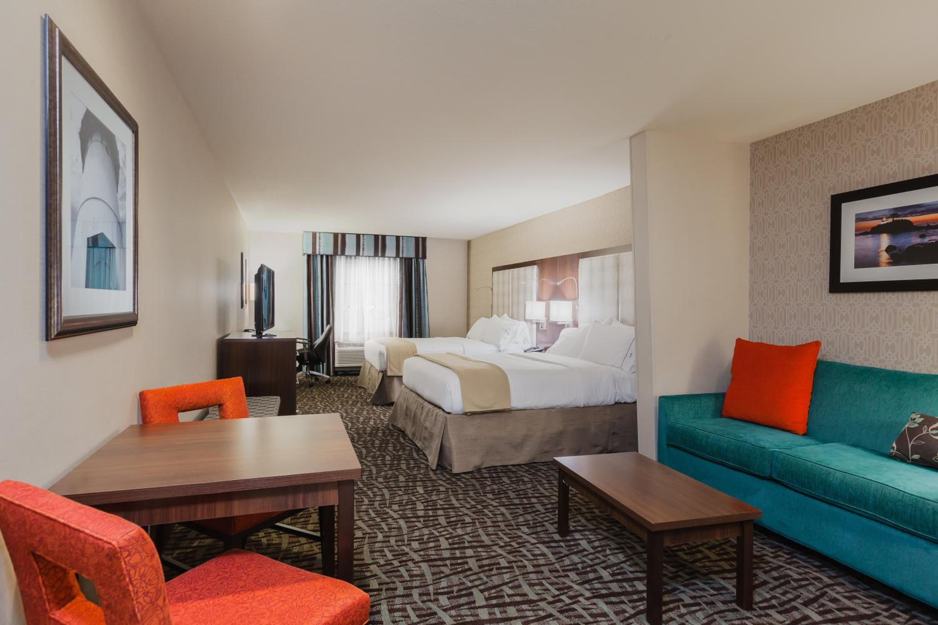 Suite - Mobility Access/Hearing Accessible photo 1