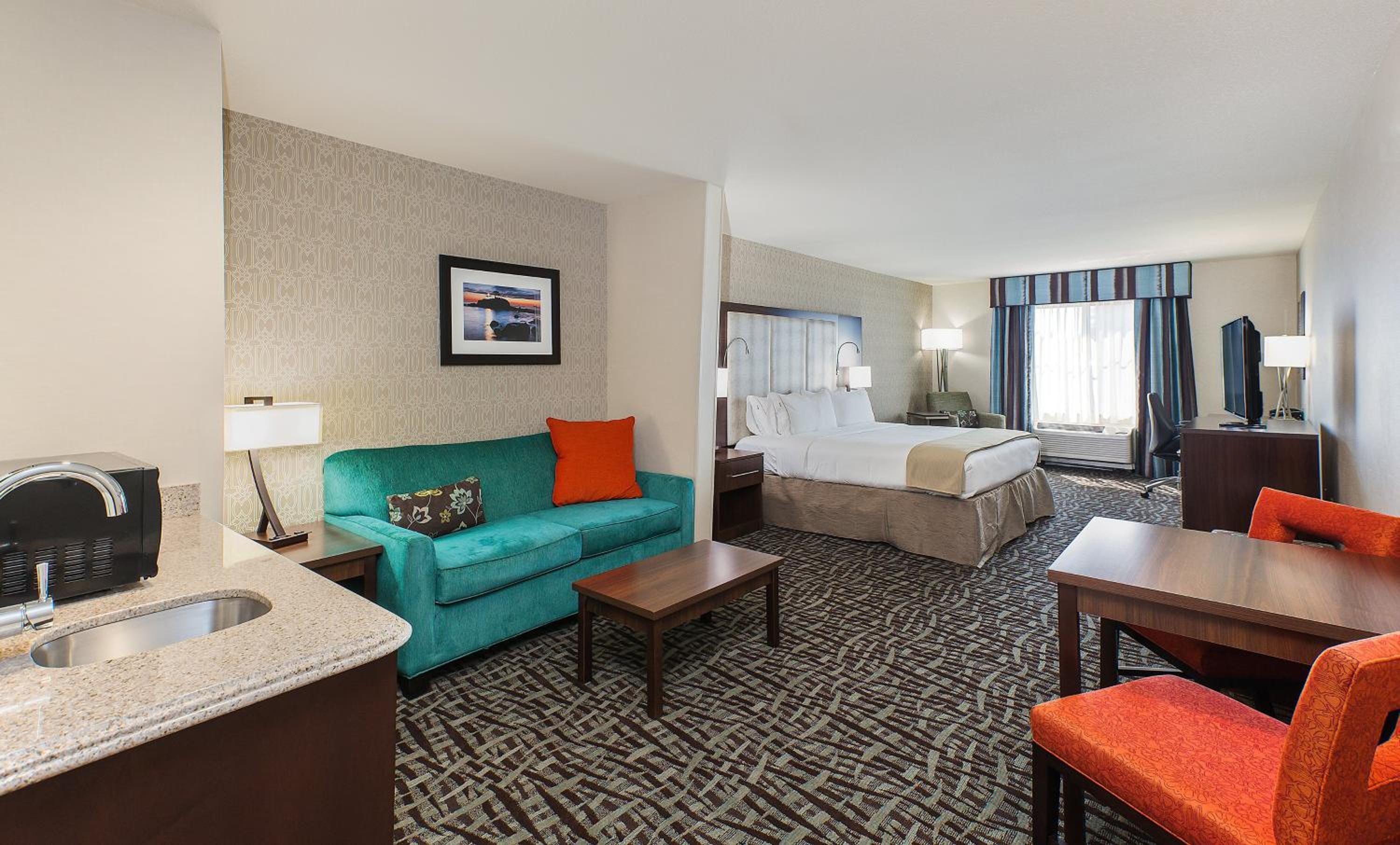 Deluxe King Room - Mobility Access photo 1