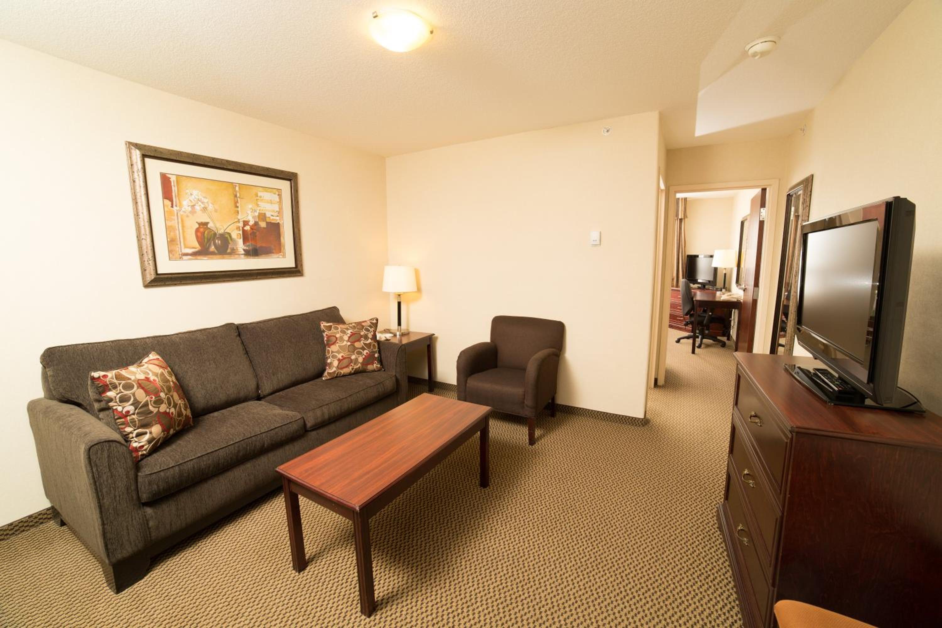 King Suite - Photo 1