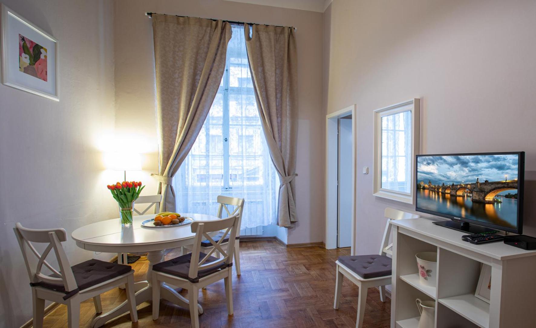 Apartment thumbnail 5