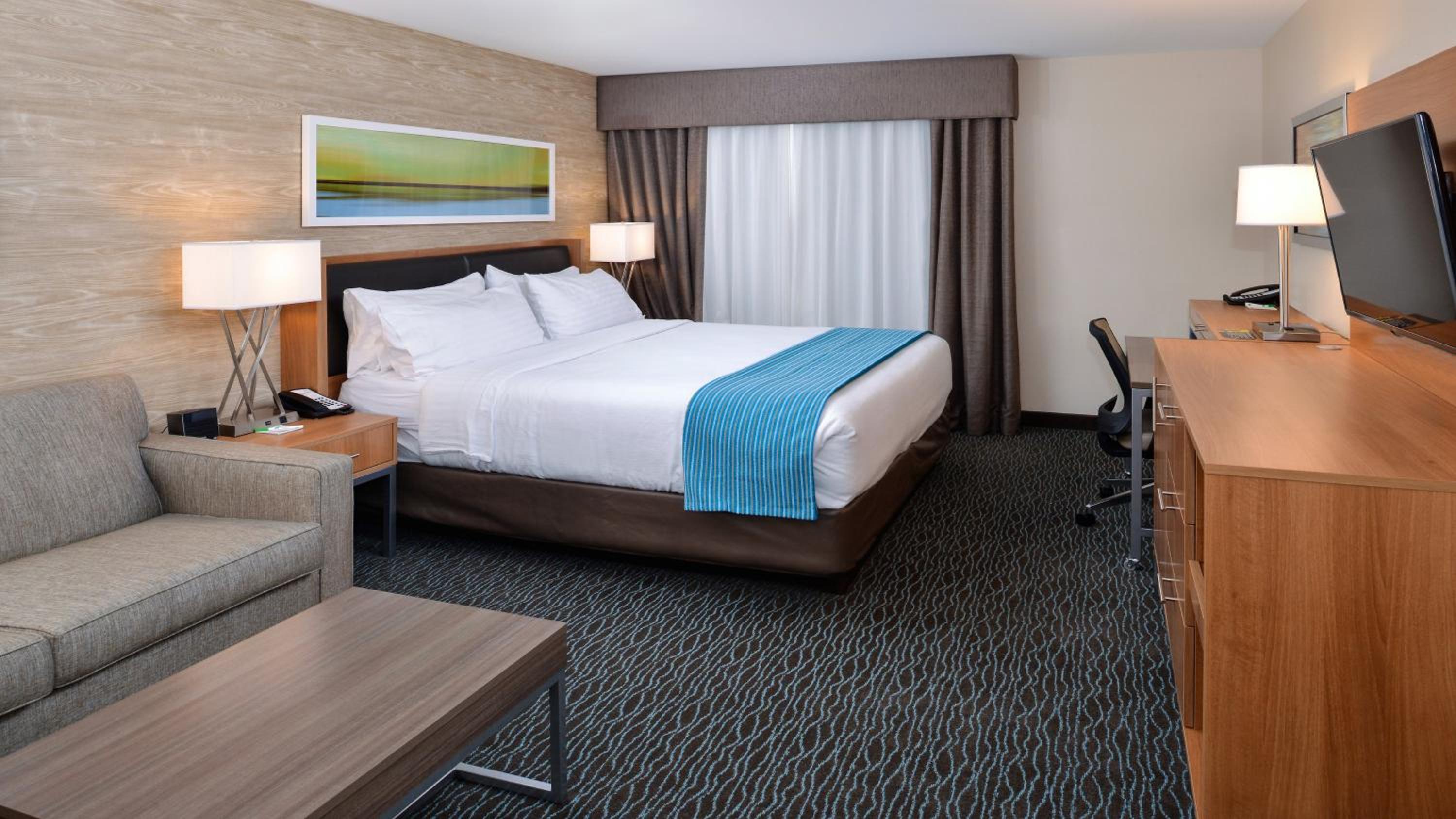 Superior King Room photo 2