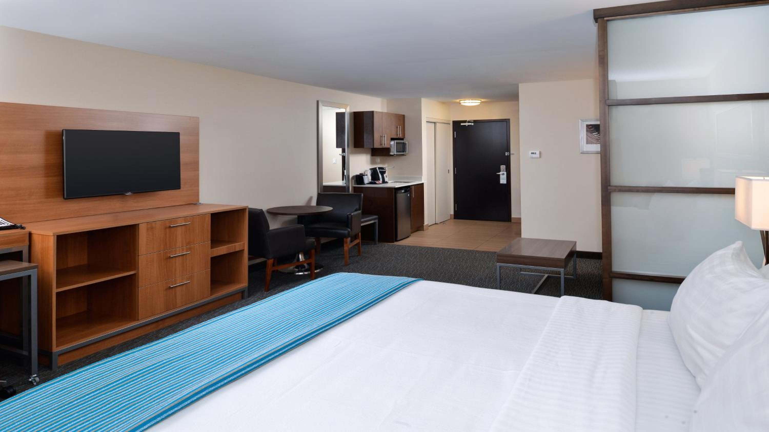 King Suite with Sofa Bed photo 1