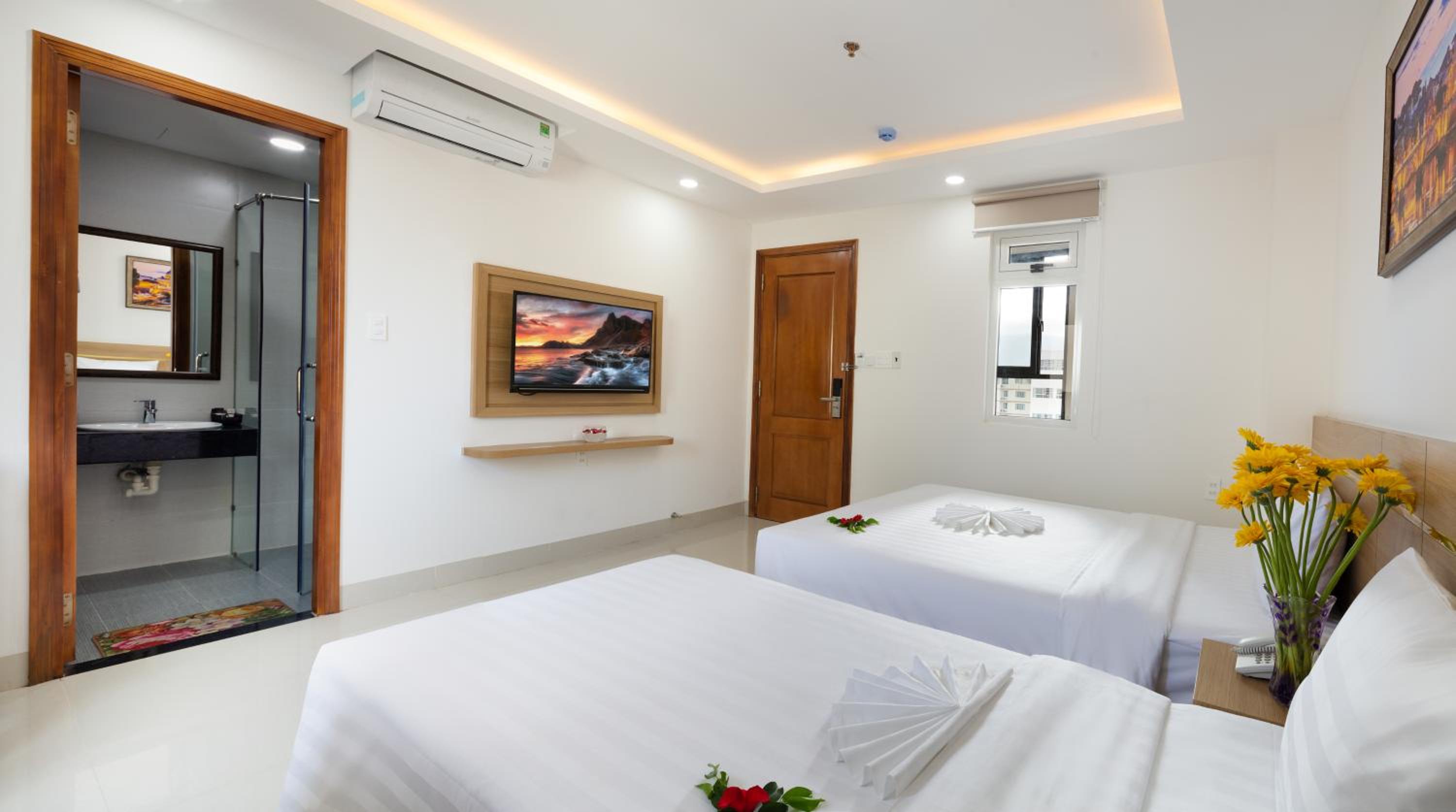 Standard Triple Room