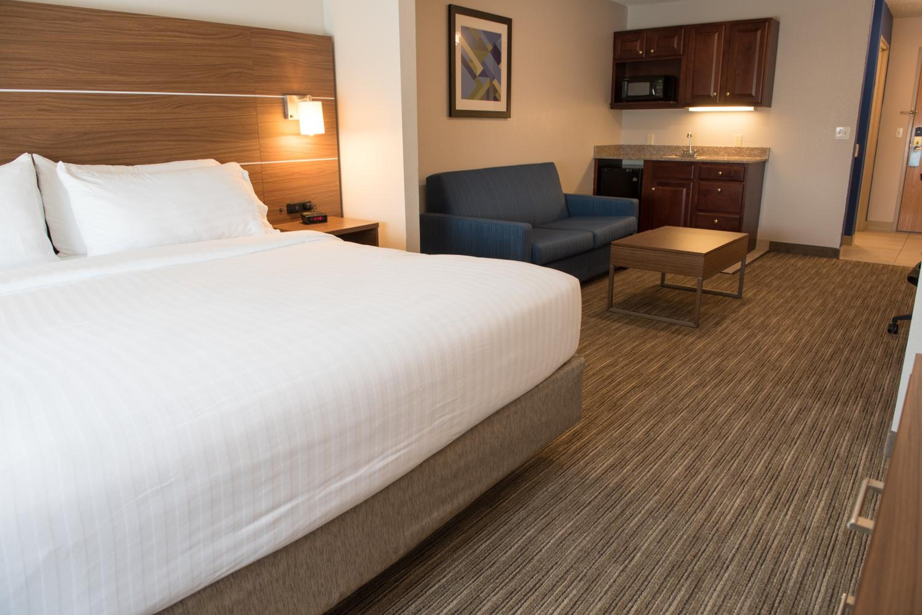 King Suite - Photo 5
