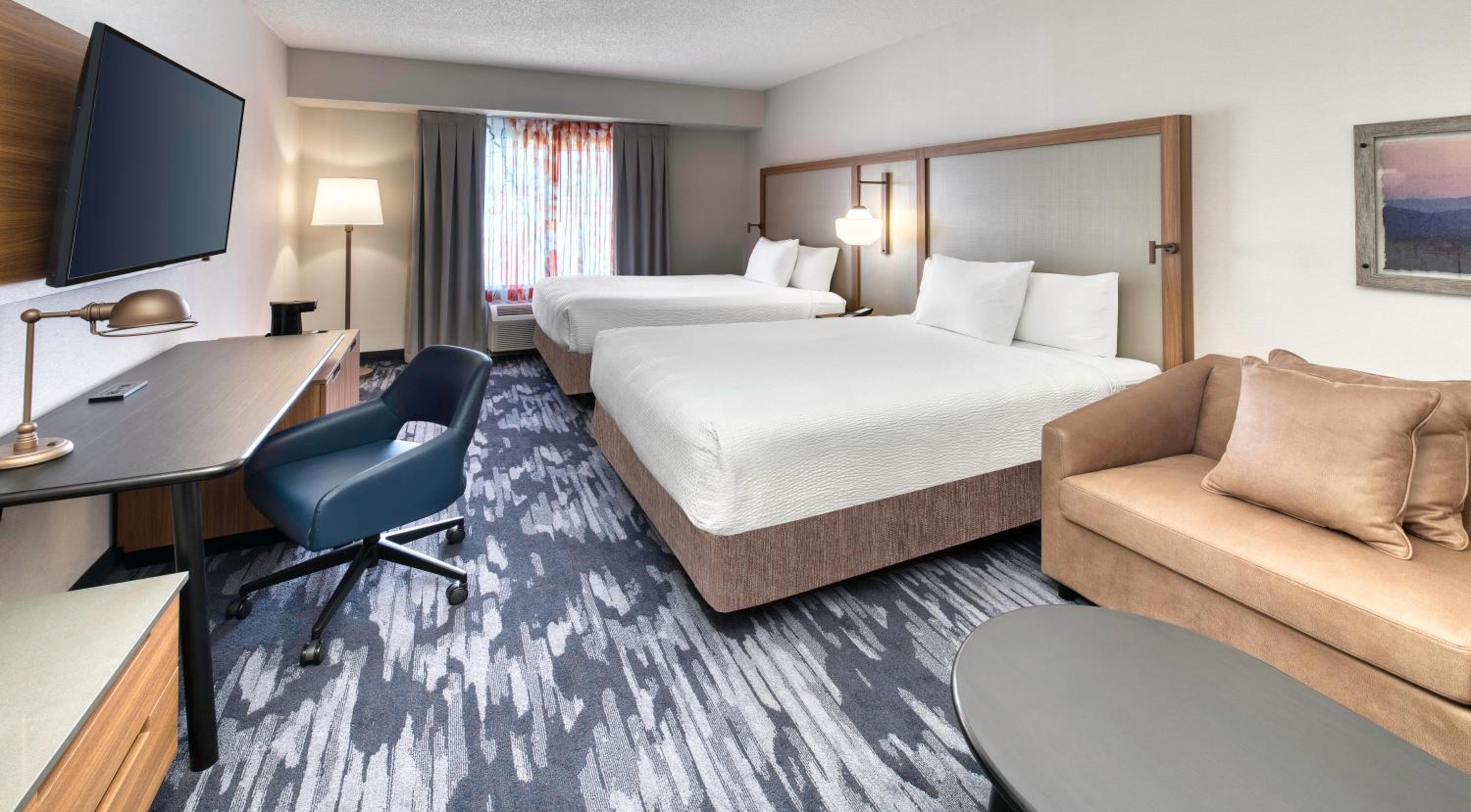 Queen Room with Two Queen Beds and Sofa Bed