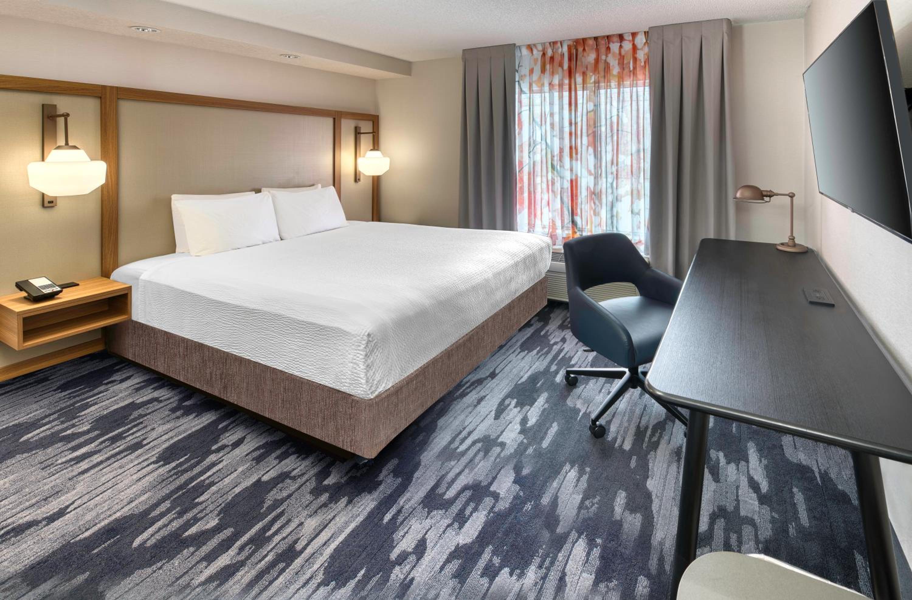 King Room with Sofa Bed