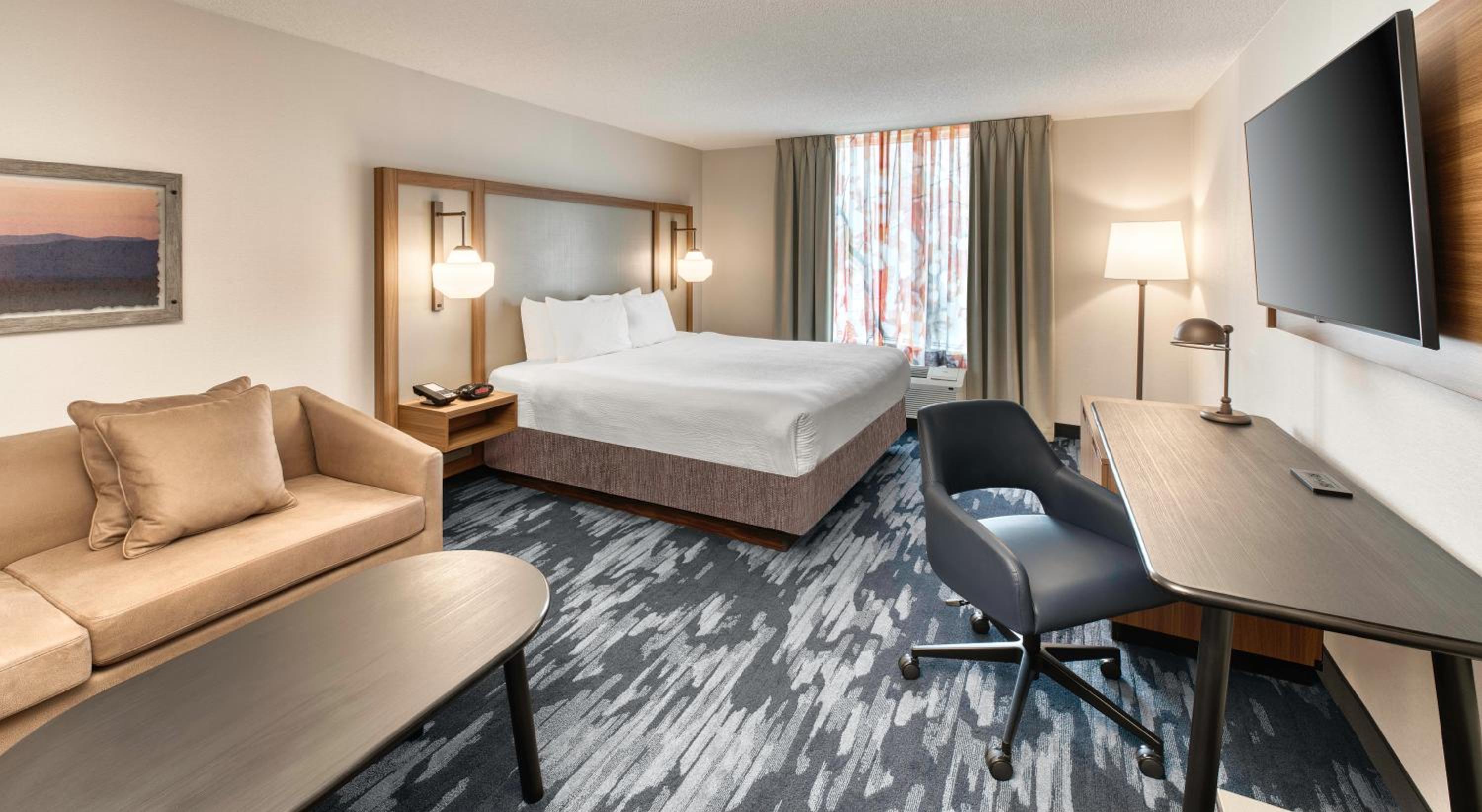 King Room with Sofa Bed